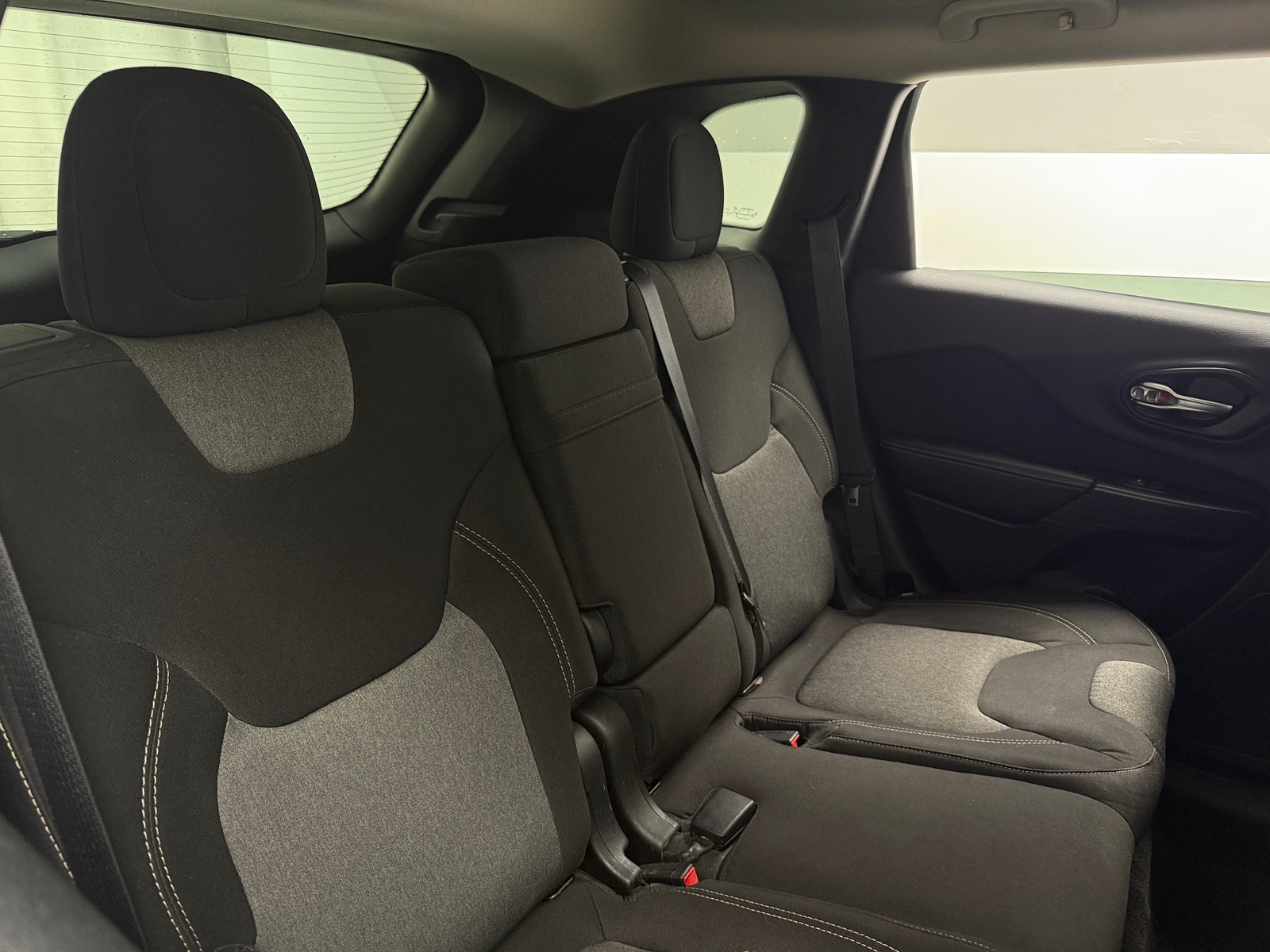 Thumbnail: 2014 Jeep Cherokee - 6
