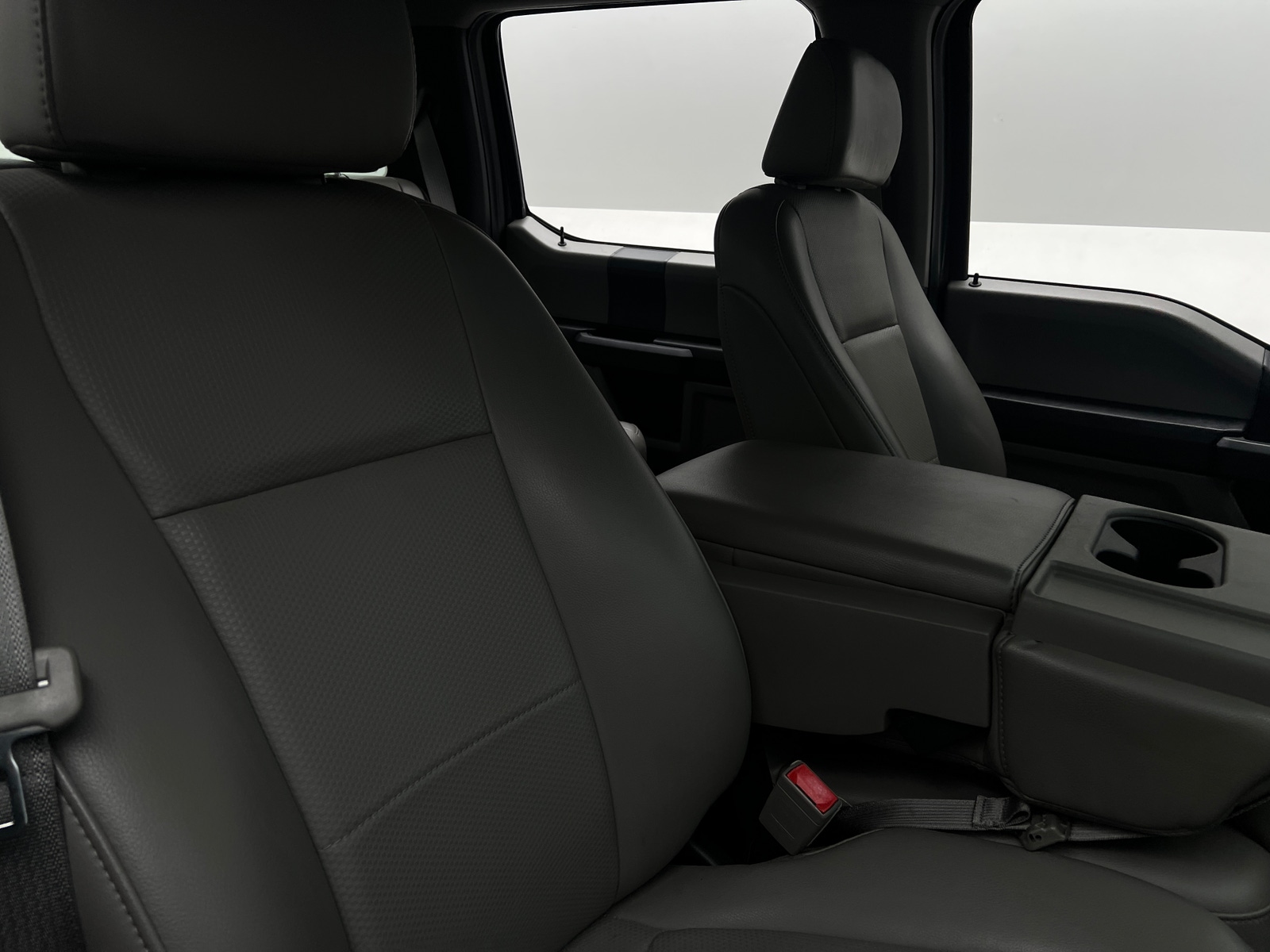 Thumbnail: 2019 Ford Econoline - 2