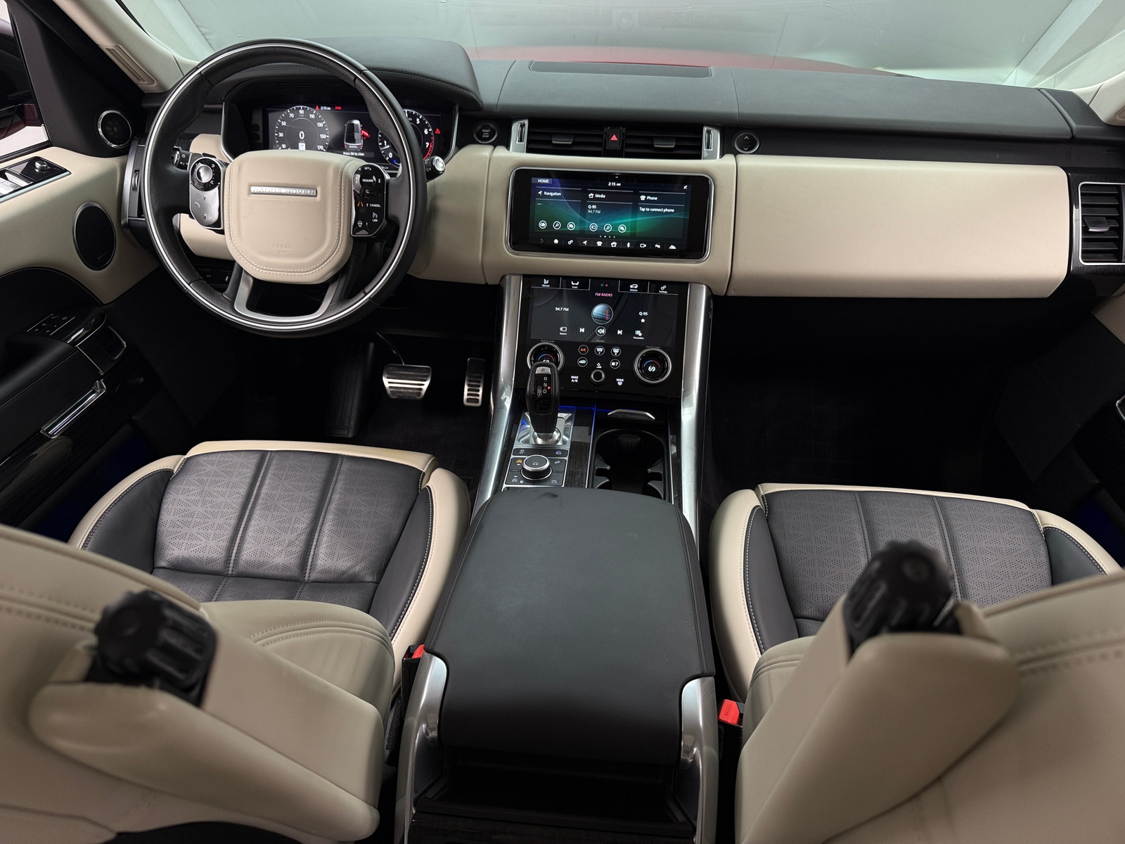 Thumbnail: 2020 Land Rover Range Rover Sport - 2