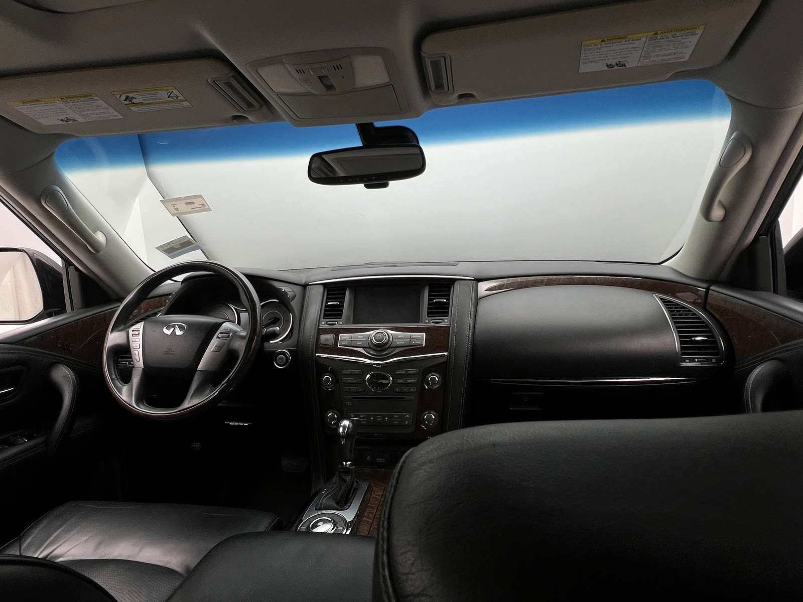 Thumbnail: 2017 INFINITI QX80 - 2