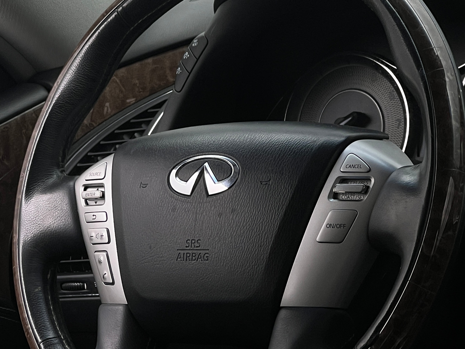 Thumbnail: 2017 INFINITI QX80 - 4