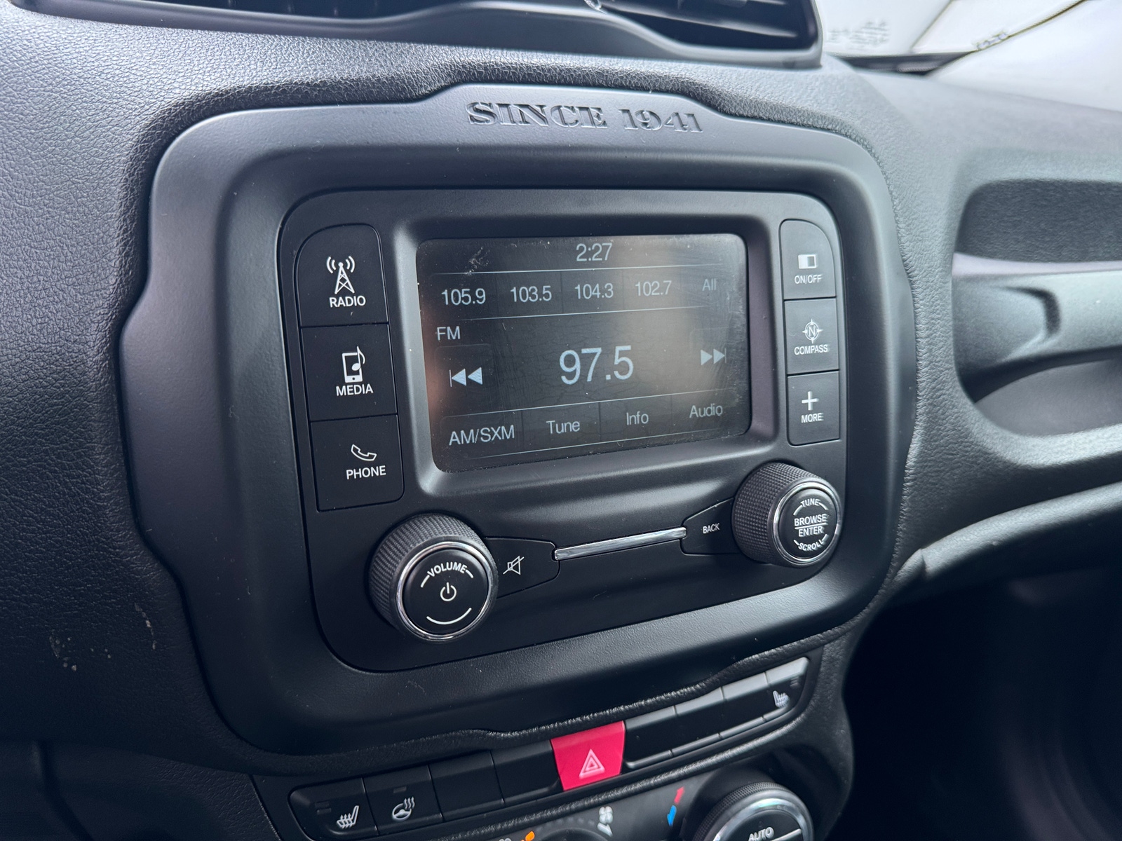 Thumbnail: 2015 Jeep Renegade - 3