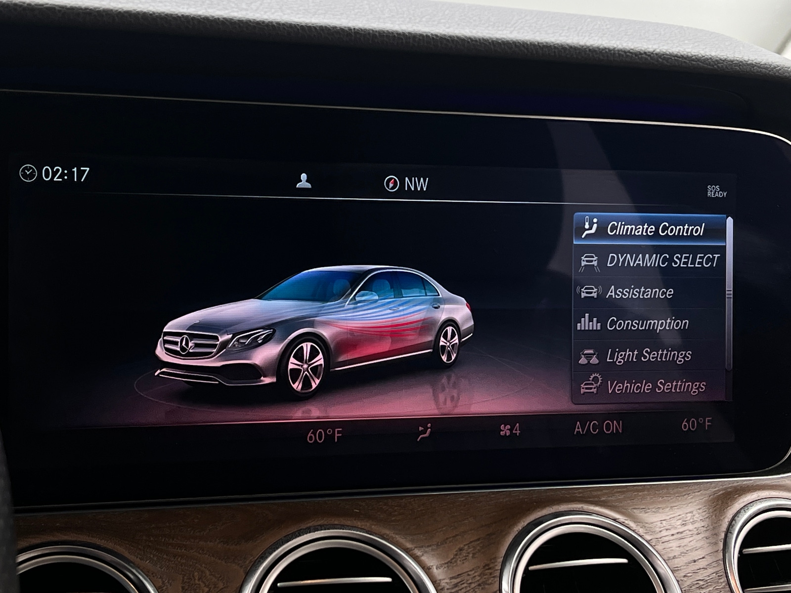 Thumbnail: 2018 Mercedes-Benz E-Class - 3