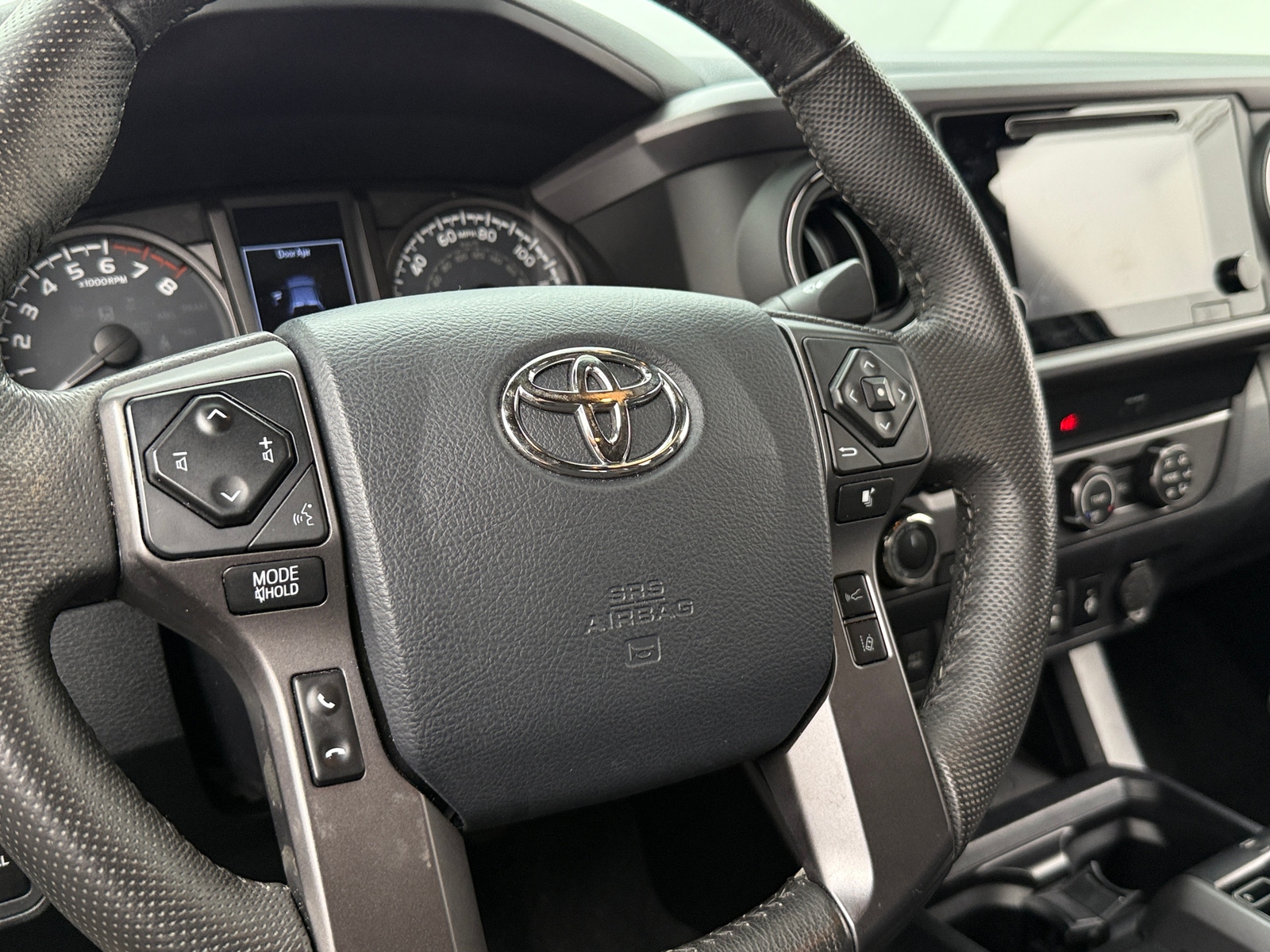 Thumbnail: 2019 Toyota Tacoma - 5