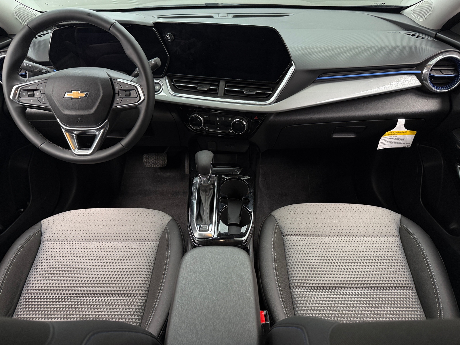 Thumbnail: 2024 Chevrolet Trax - 3