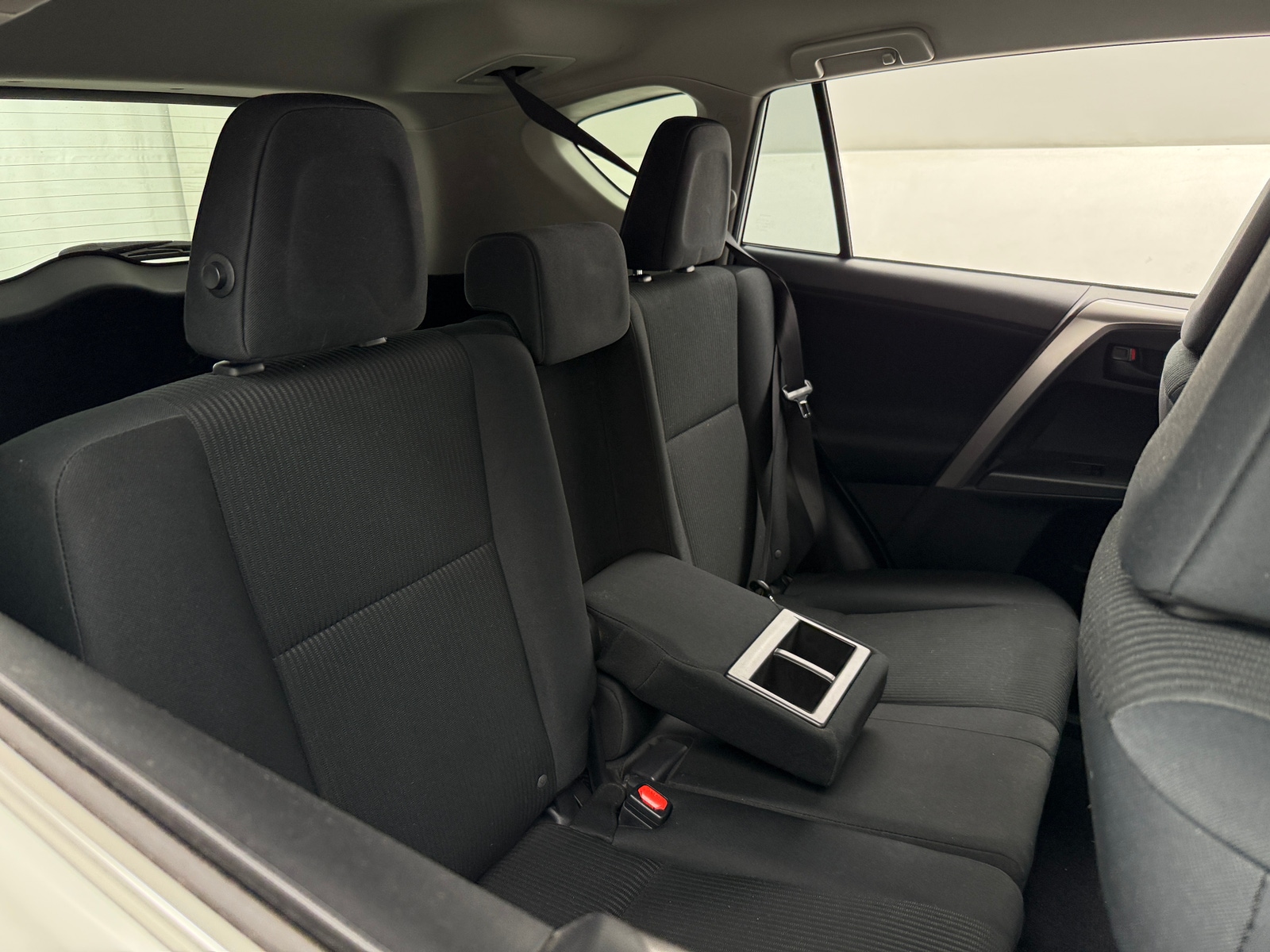 Thumbnail: 2016 Toyota RAV4 - 6