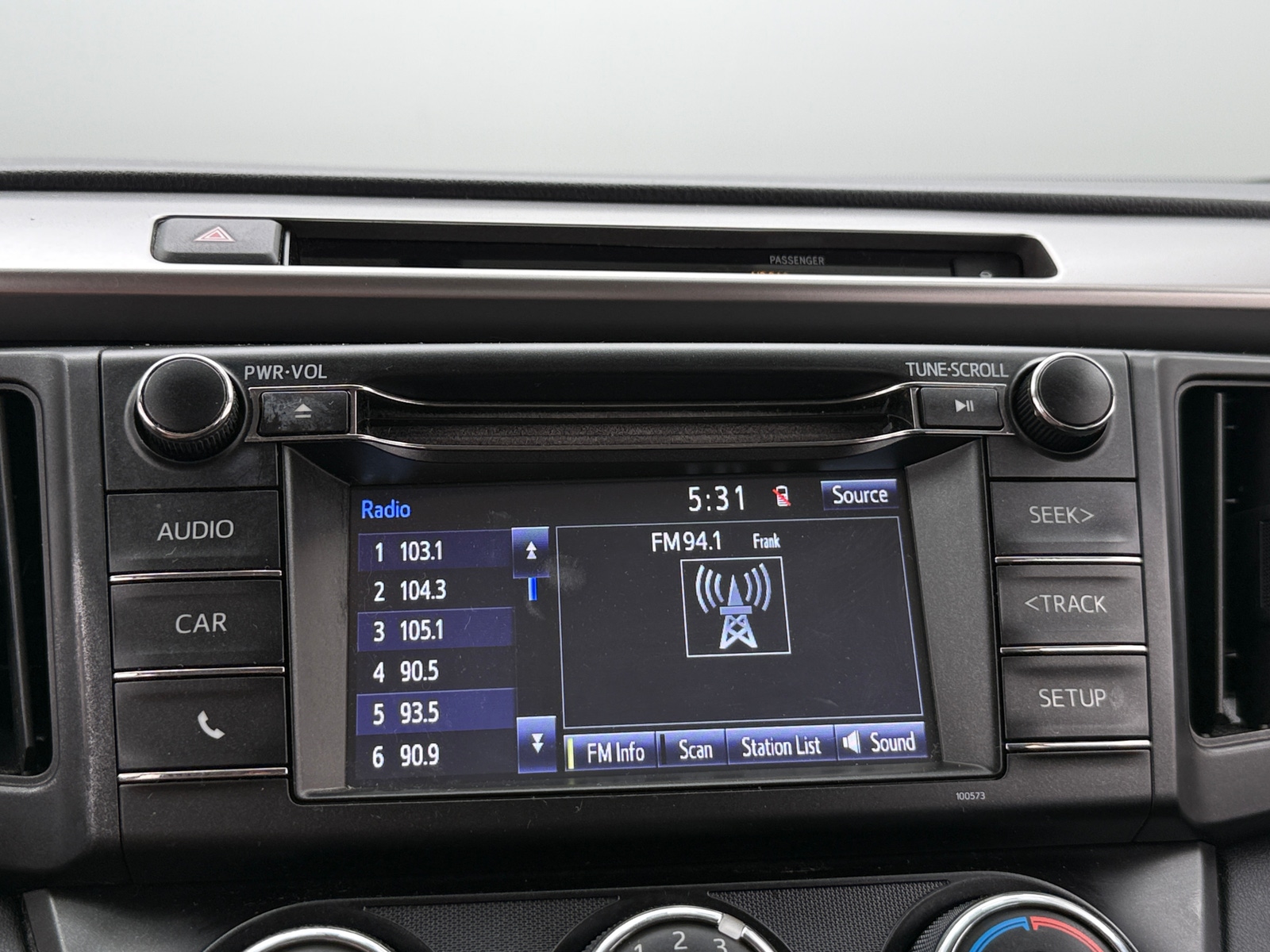 Thumbnail: 2016 Toyota RAV4 - 4
