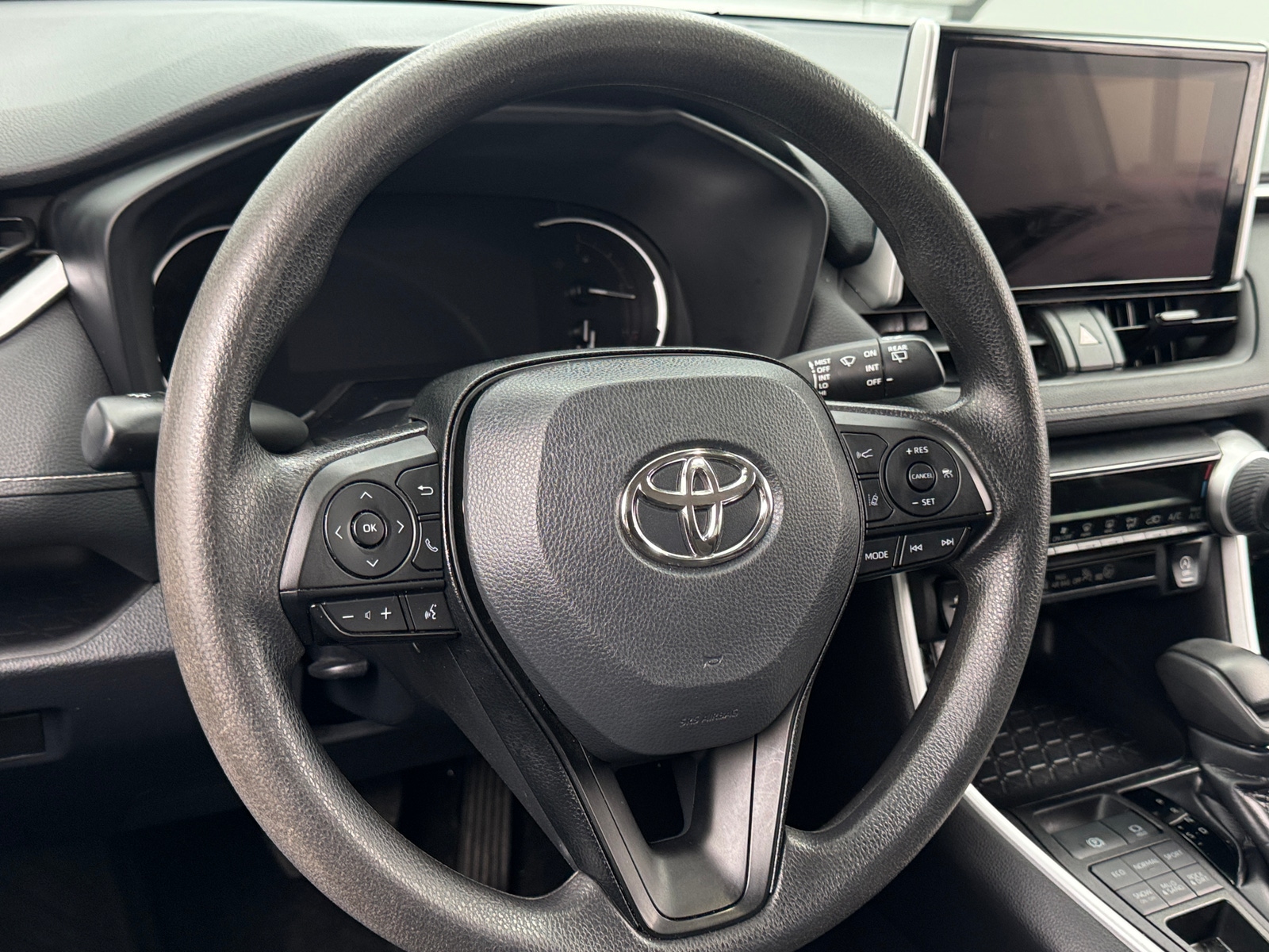 Thumbnail: 2024 Toyota RAV4 - 5