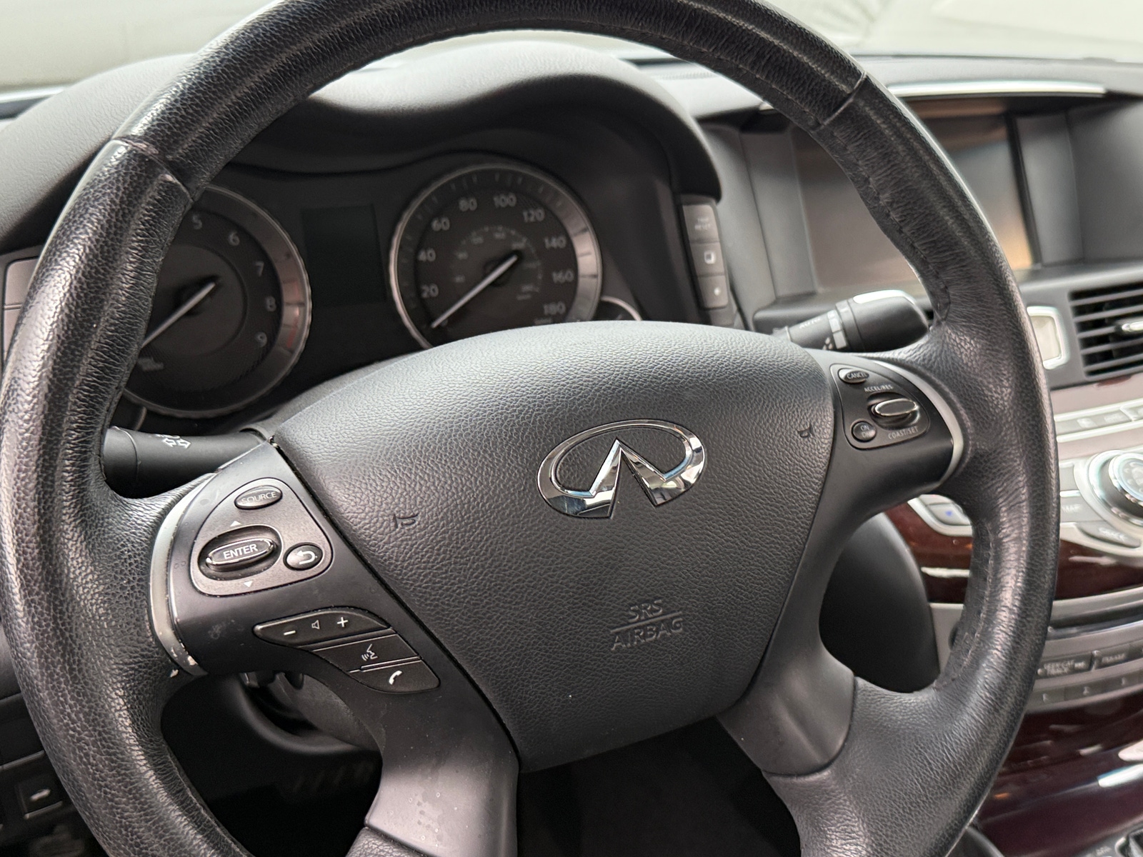 Thumbnail: 2017 INFINITI Q70 - 4