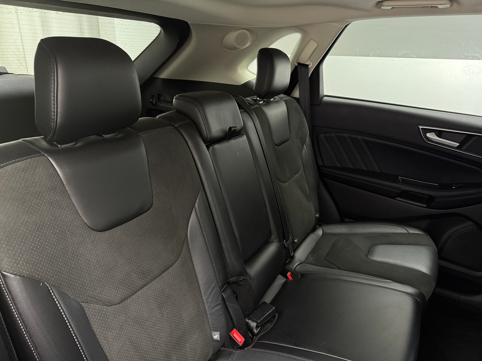 Thumbnail: 2016 Ford Edge - 5