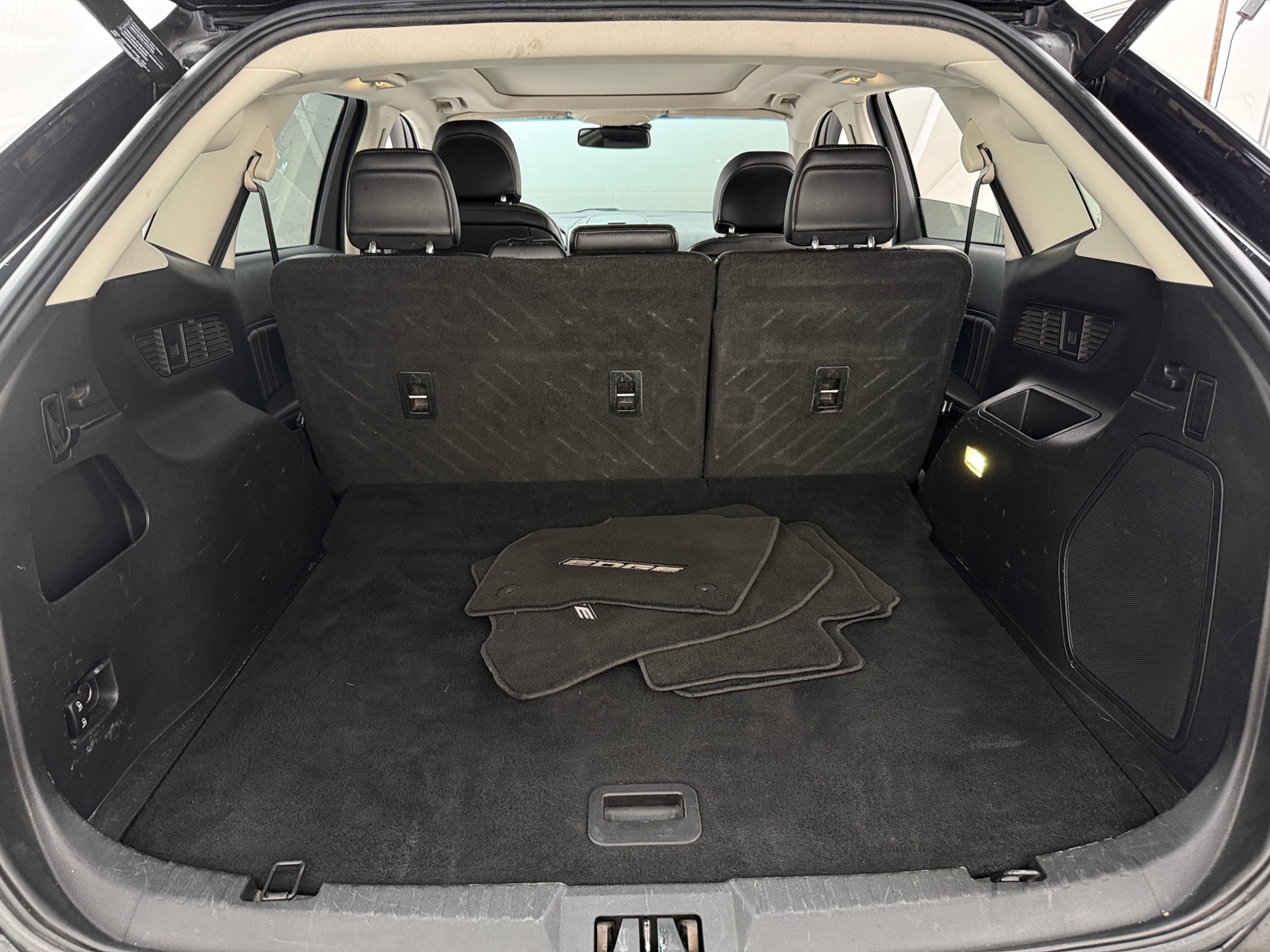 Thumbnail: 2016 Ford Edge - 6