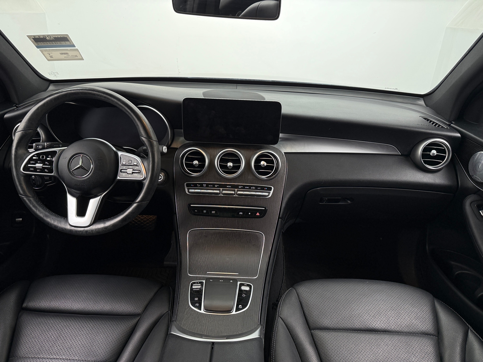 Thumbnail: 2020 Mercedes-Benz GLC - 2