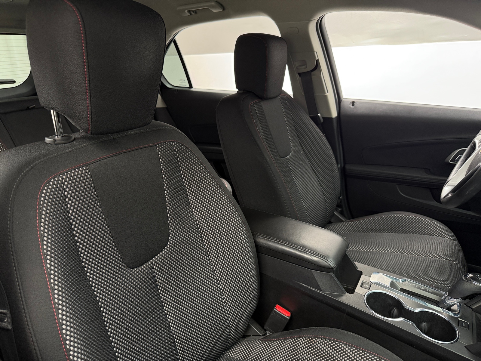Thumbnail: 2017 Chevrolet Equinox - 2
