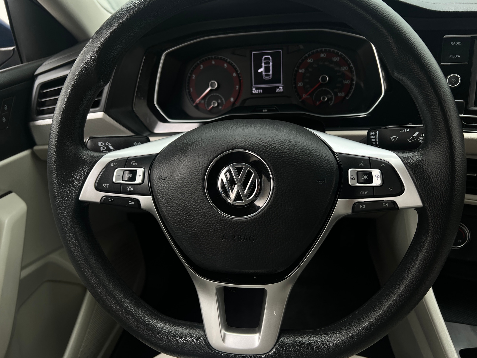 Thumbnail: 2019 Volkswagen Jetta - 5