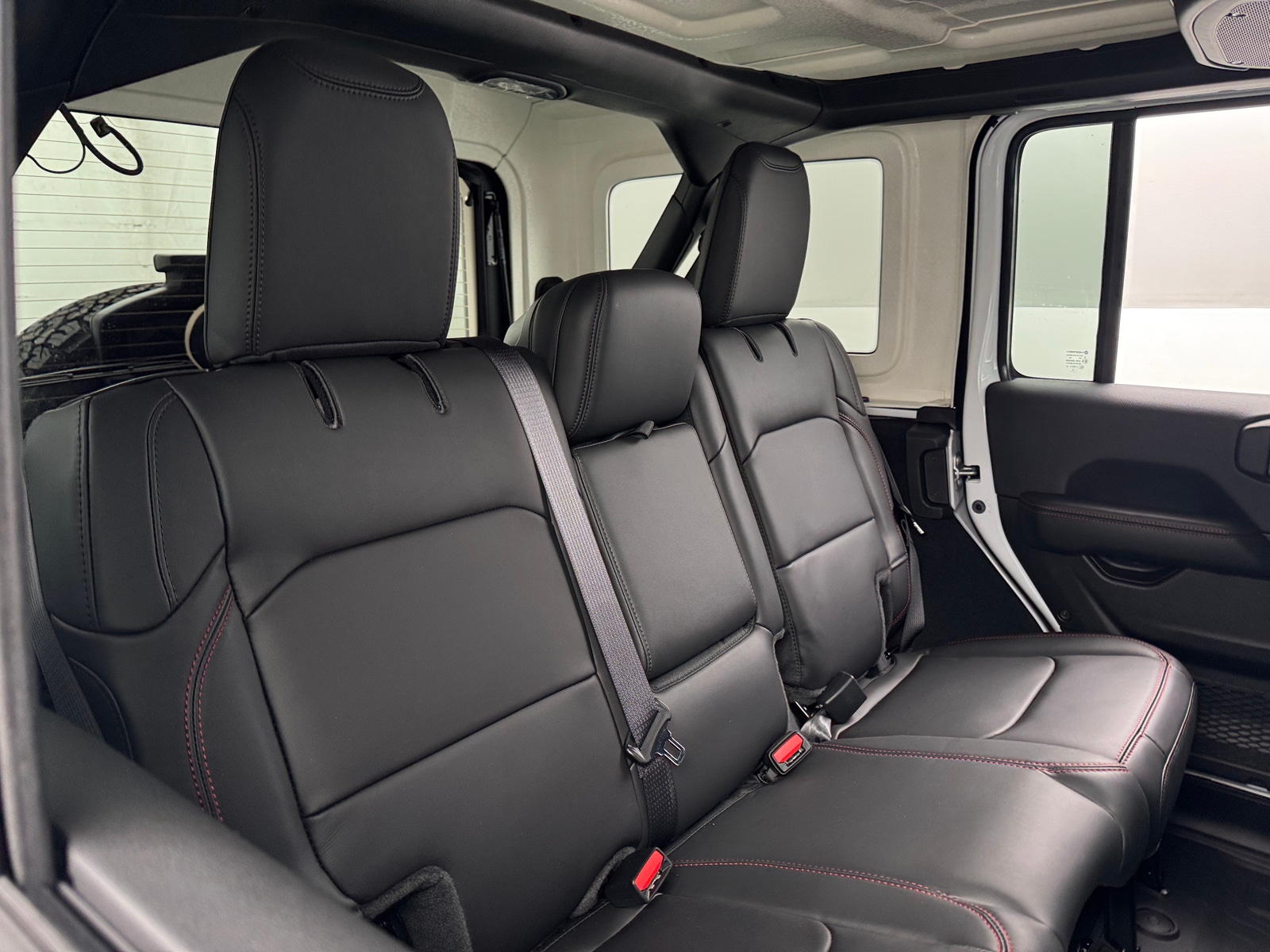 Thumbnail: 2025 Jeep Wrangler - 6