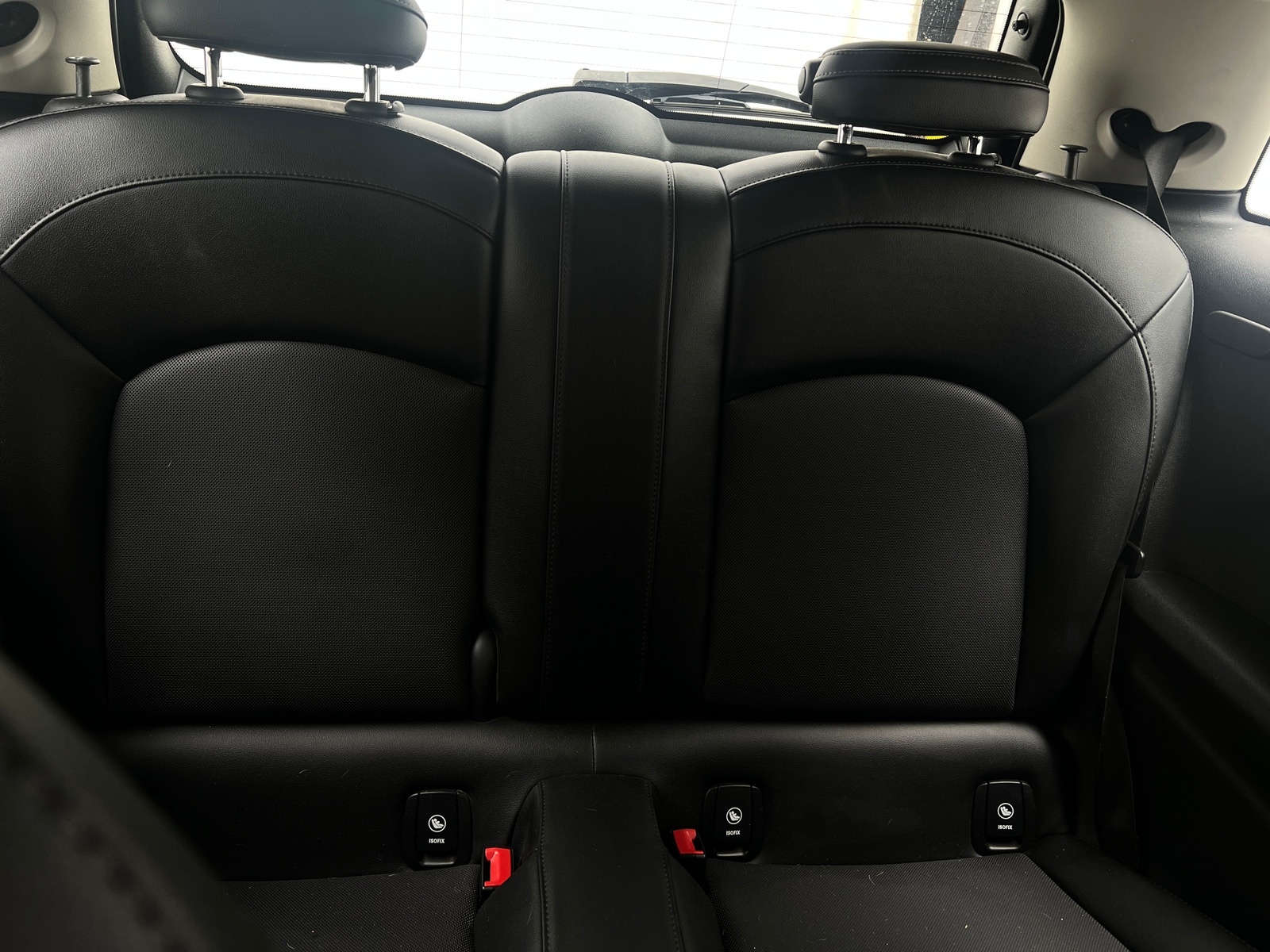 Thumbnail: 2015 MINI Cooper Hardtop - 5