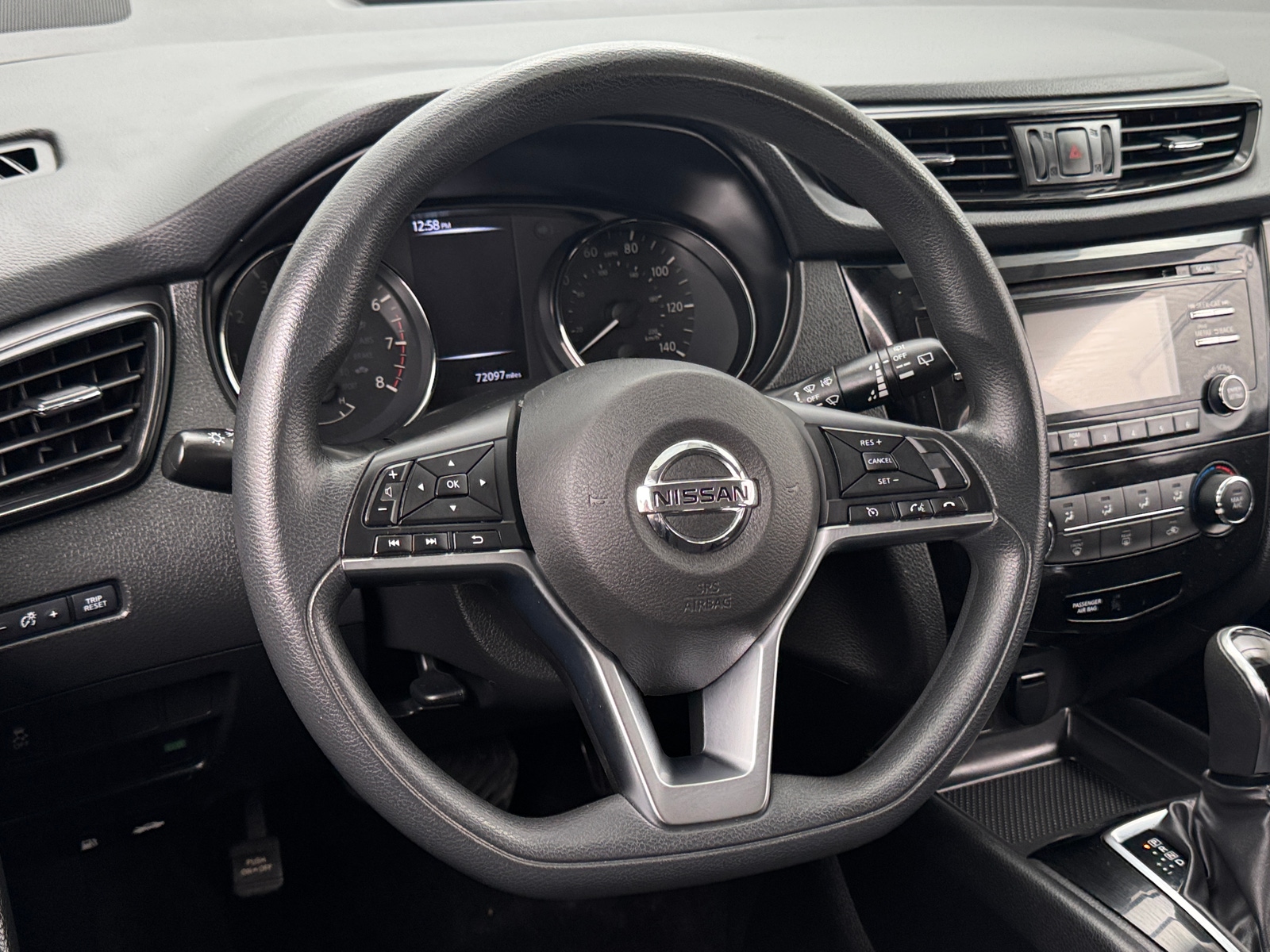 Thumbnail: 2018 Nissan Rogue Sport - 5