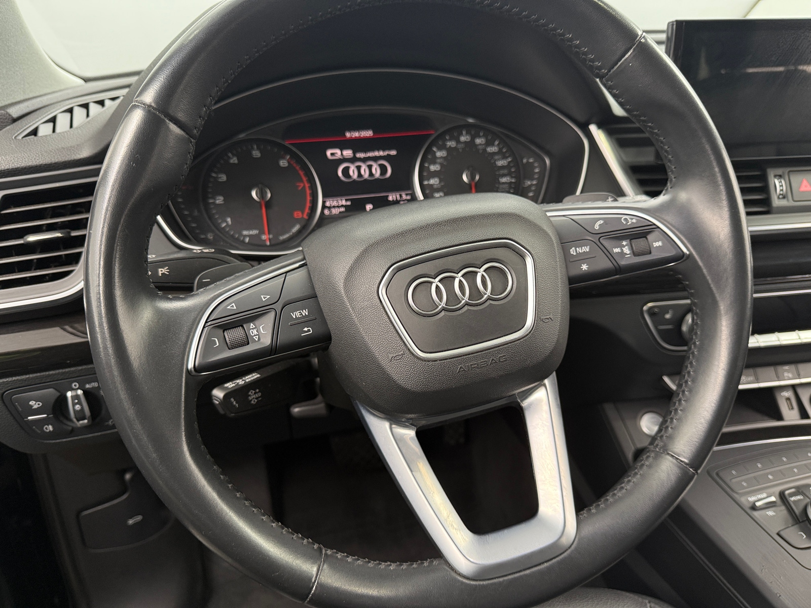 Thumbnail: 2020 Audi Q5 - 4