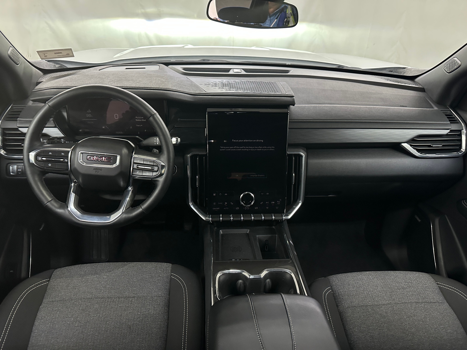 Thumbnail: 2025 GMC Acadia - 3