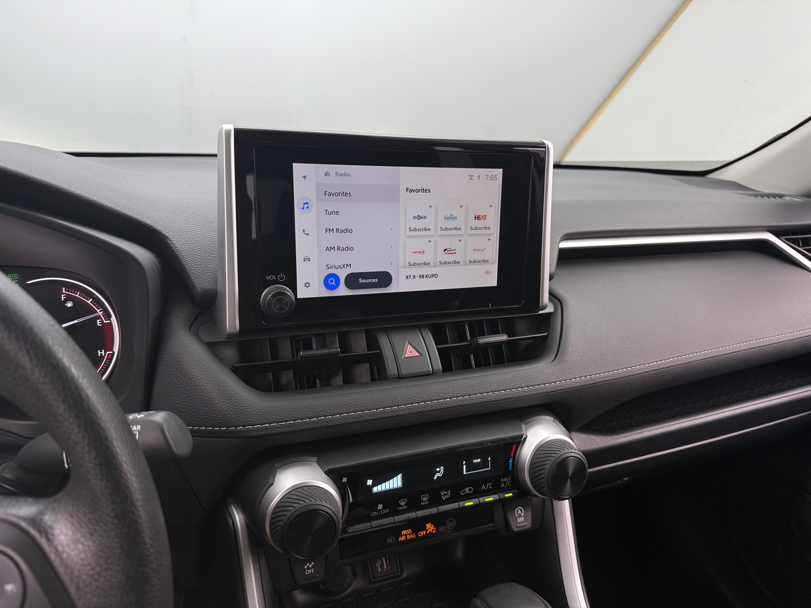 Thumbnail: 2024 Toyota RAV4 - 4