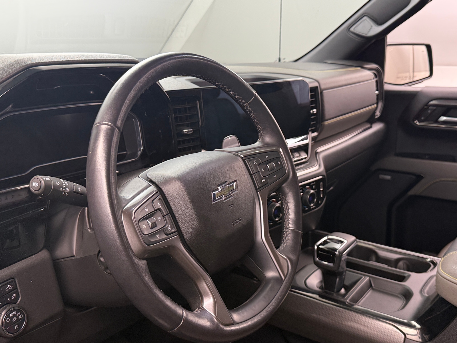 Thumbnail: 2023 Chevrolet Silverado 1500 - 4