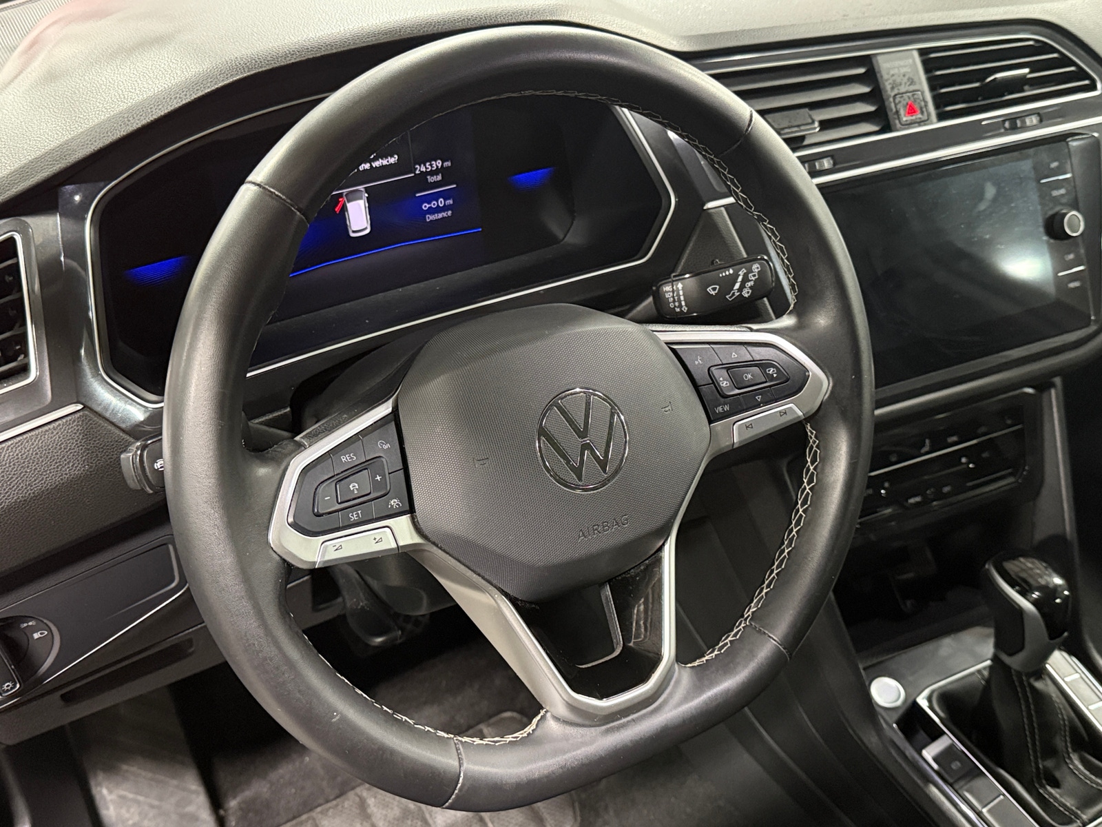 Thumbnail: 2024 Volkswagen Tiguan - 4