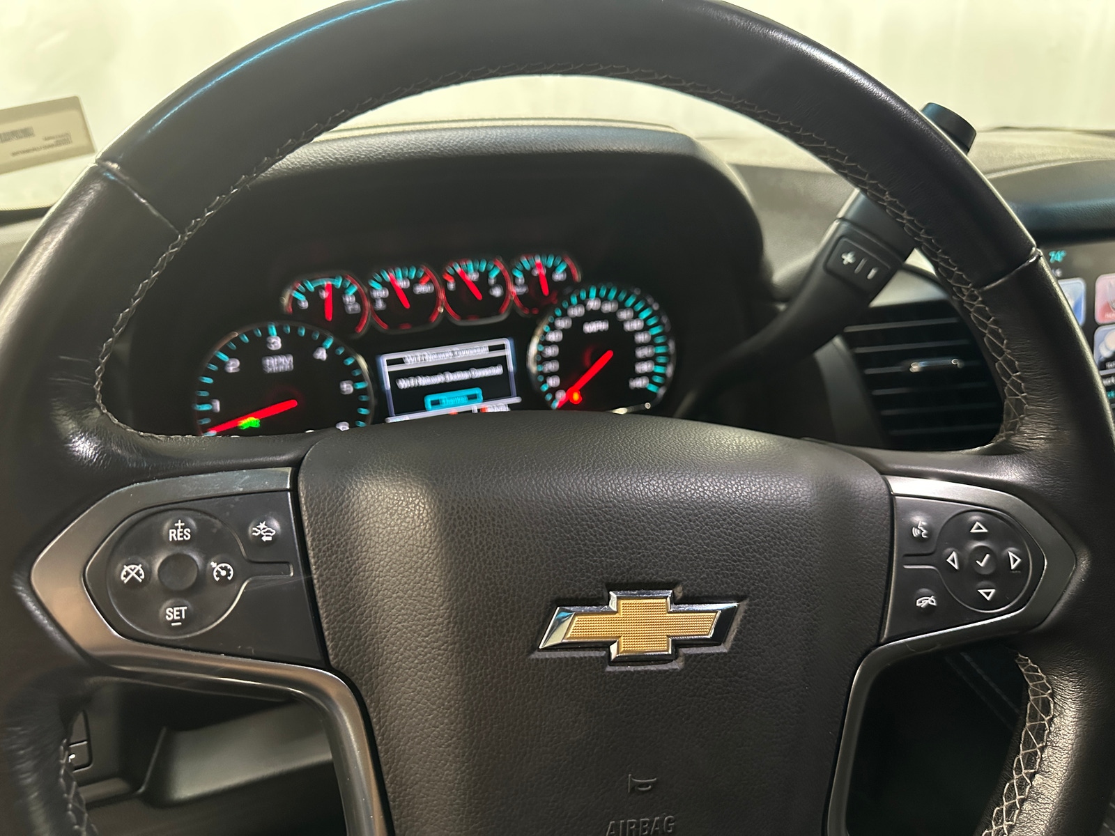 Thumbnail: 2018 Chevrolet Tahoe - 4