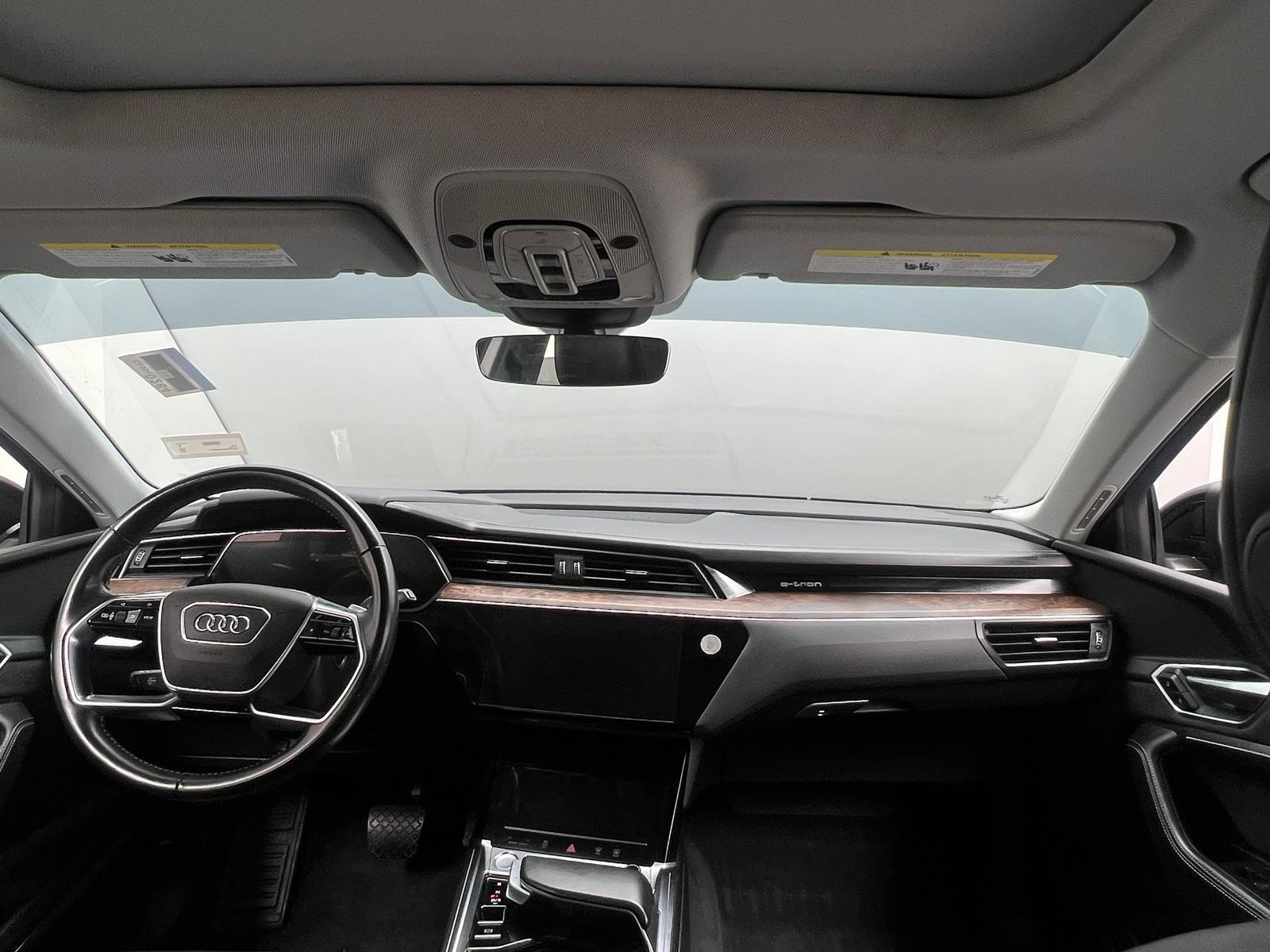 Thumbnail: 2019 Audi e-tron - 2