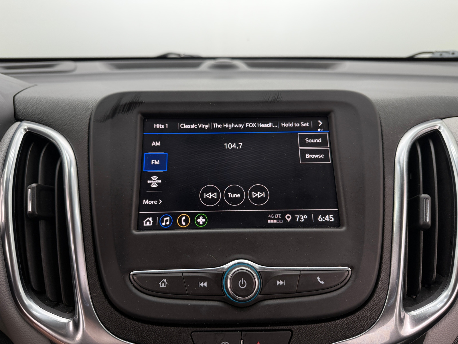 Thumbnail: 2024 Chevrolet Equinox - 4