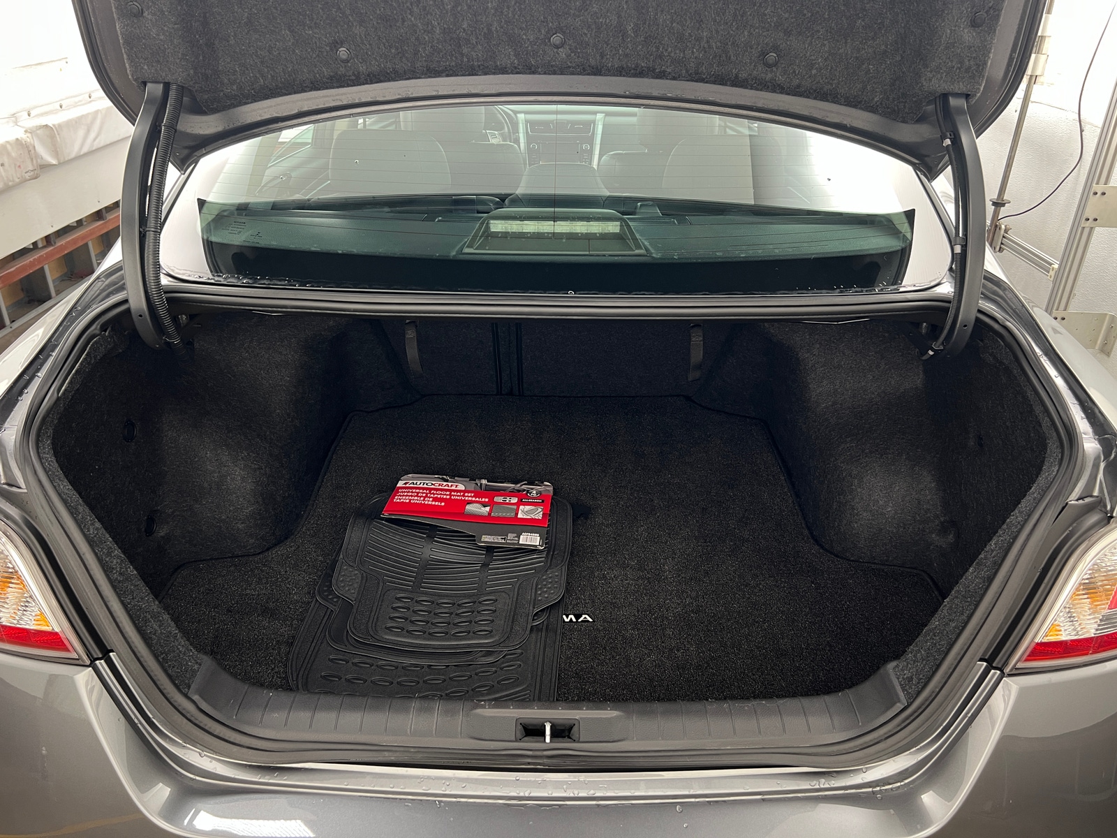 Thumbnail: 2015 Nissan Altima - 6