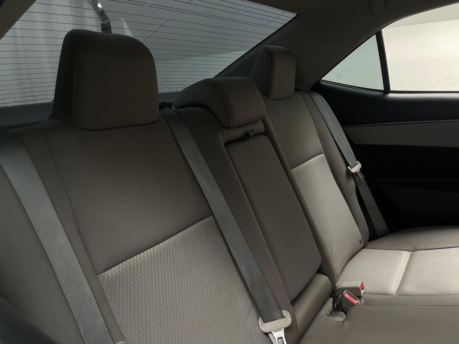 Thumbnail: 2015 Toyota Corolla - 6