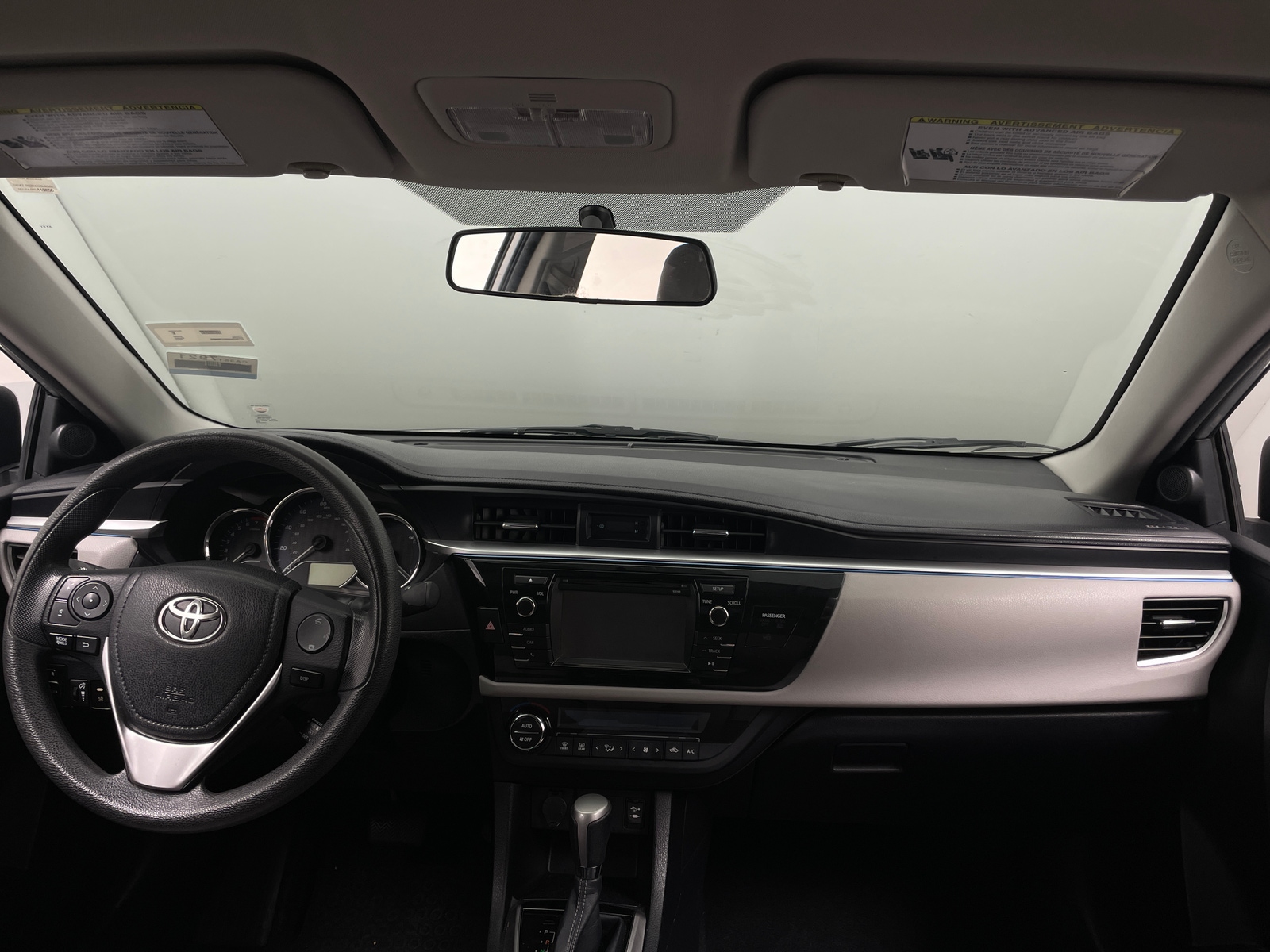 Thumbnail: 2015 Toyota Corolla - 3