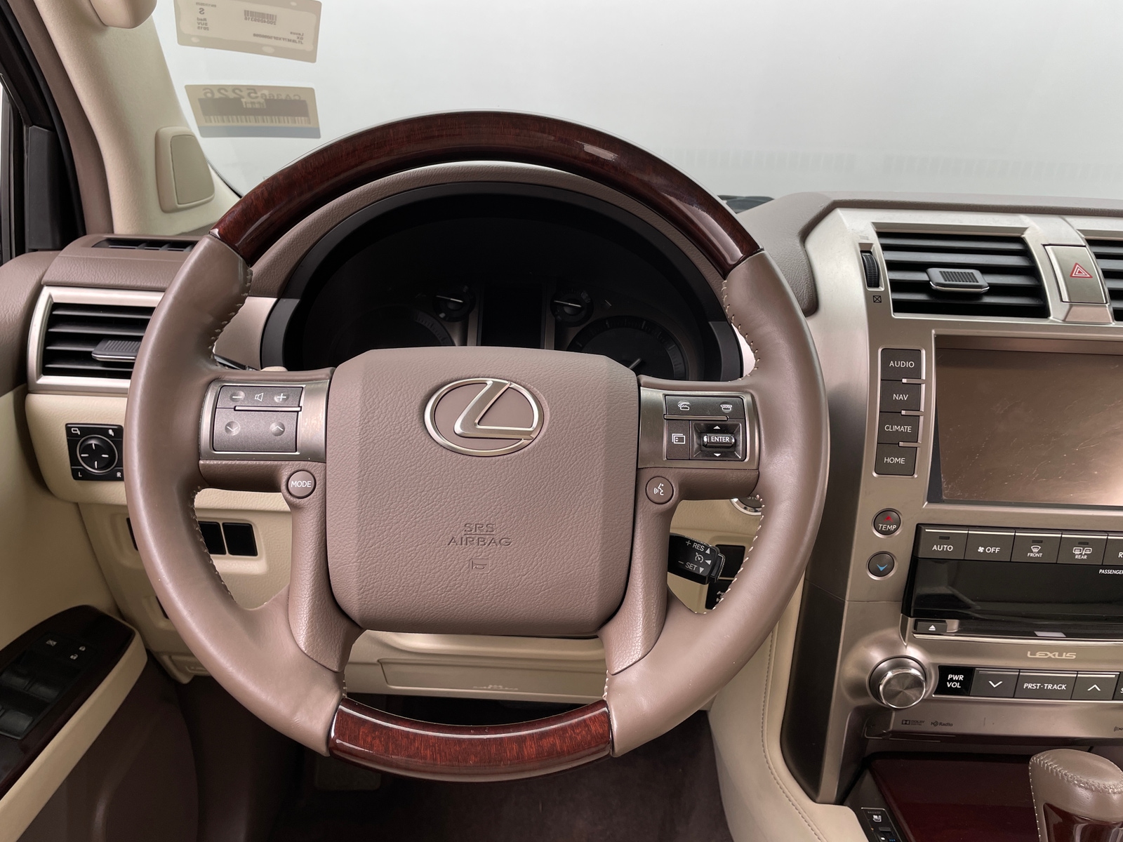 Thumbnail: 2015 Lexus GX - 4