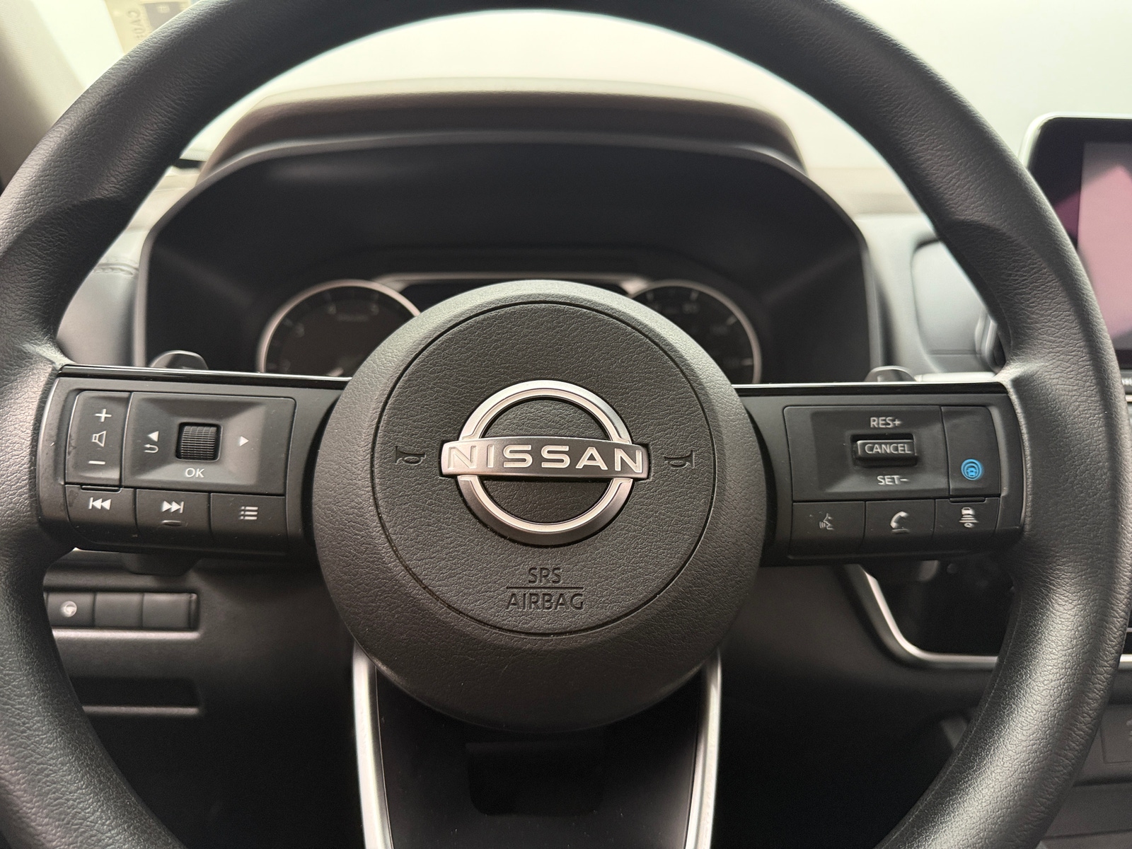 Thumbnail: 2023 Nissan Rogue - 5
