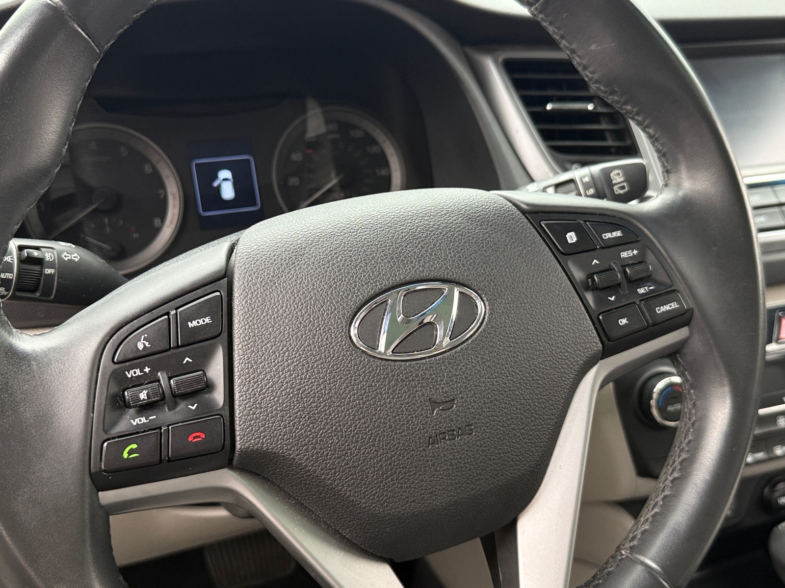 Thumbnail: 2018 Hyundai Tucson - 5