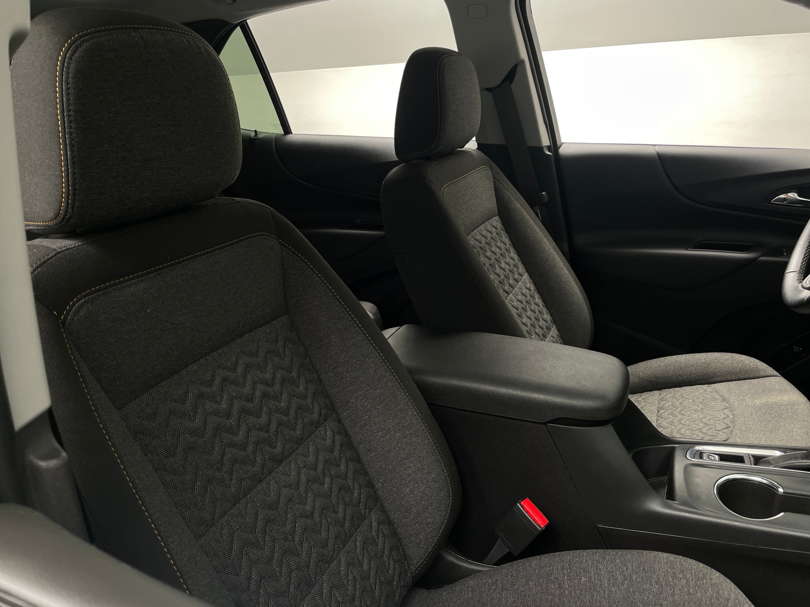 Thumbnail: 2023 Chevrolet Equinox - 2