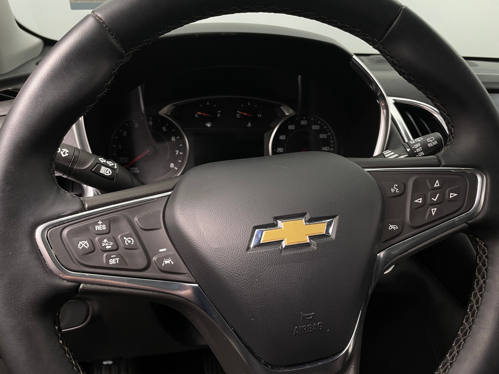 Thumbnail: 2023 Chevrolet Equinox - 5