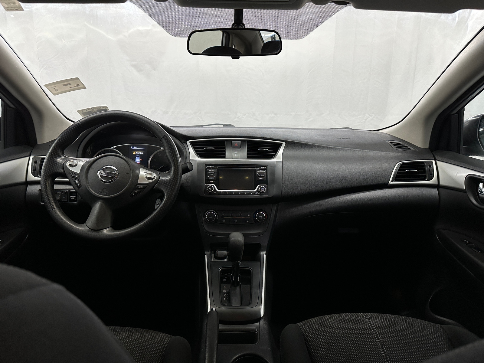 Thumbnail: 2018 Nissan Sentra - 3