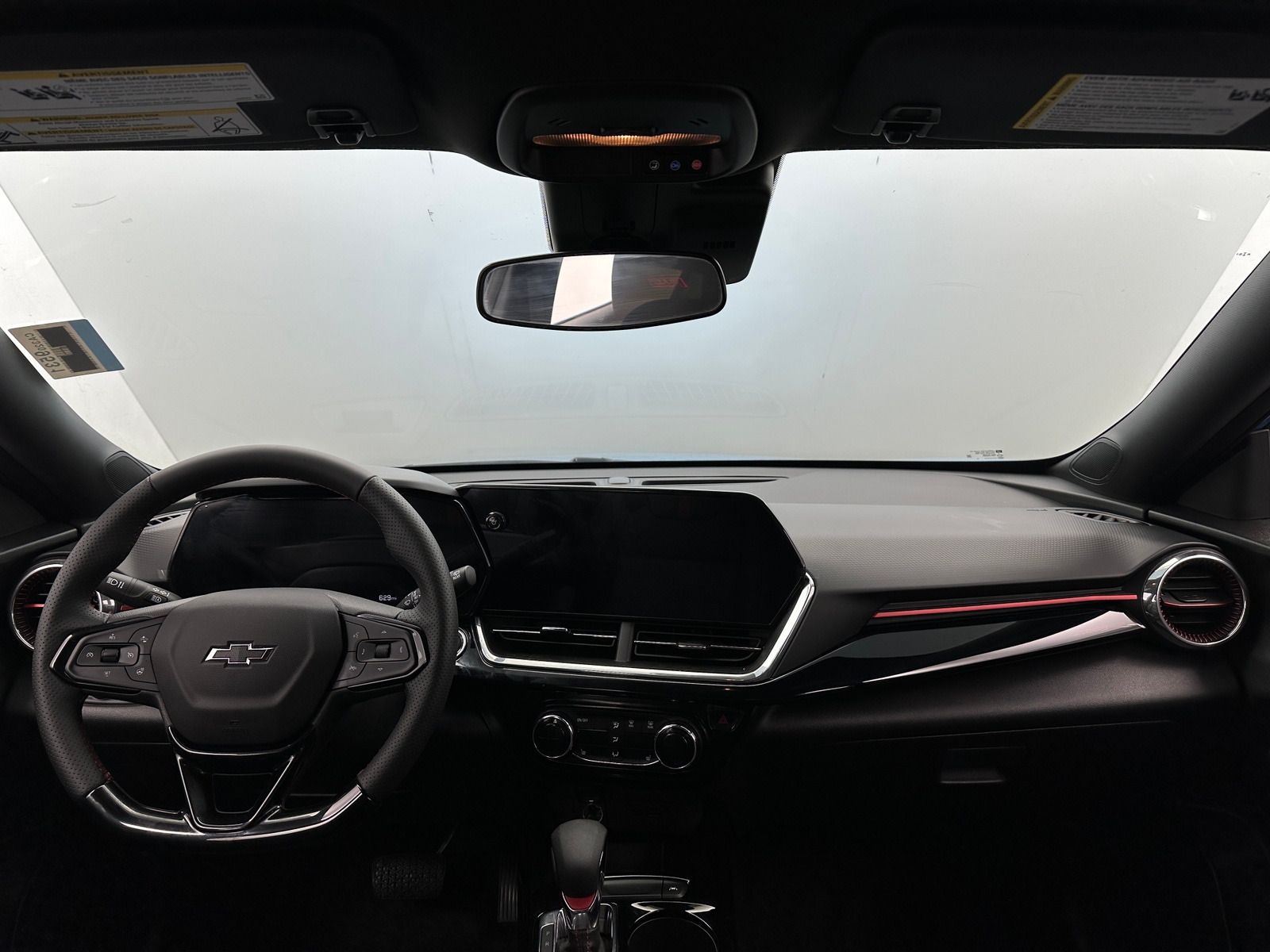 Thumbnail: 2025 Chevrolet Trax - 2