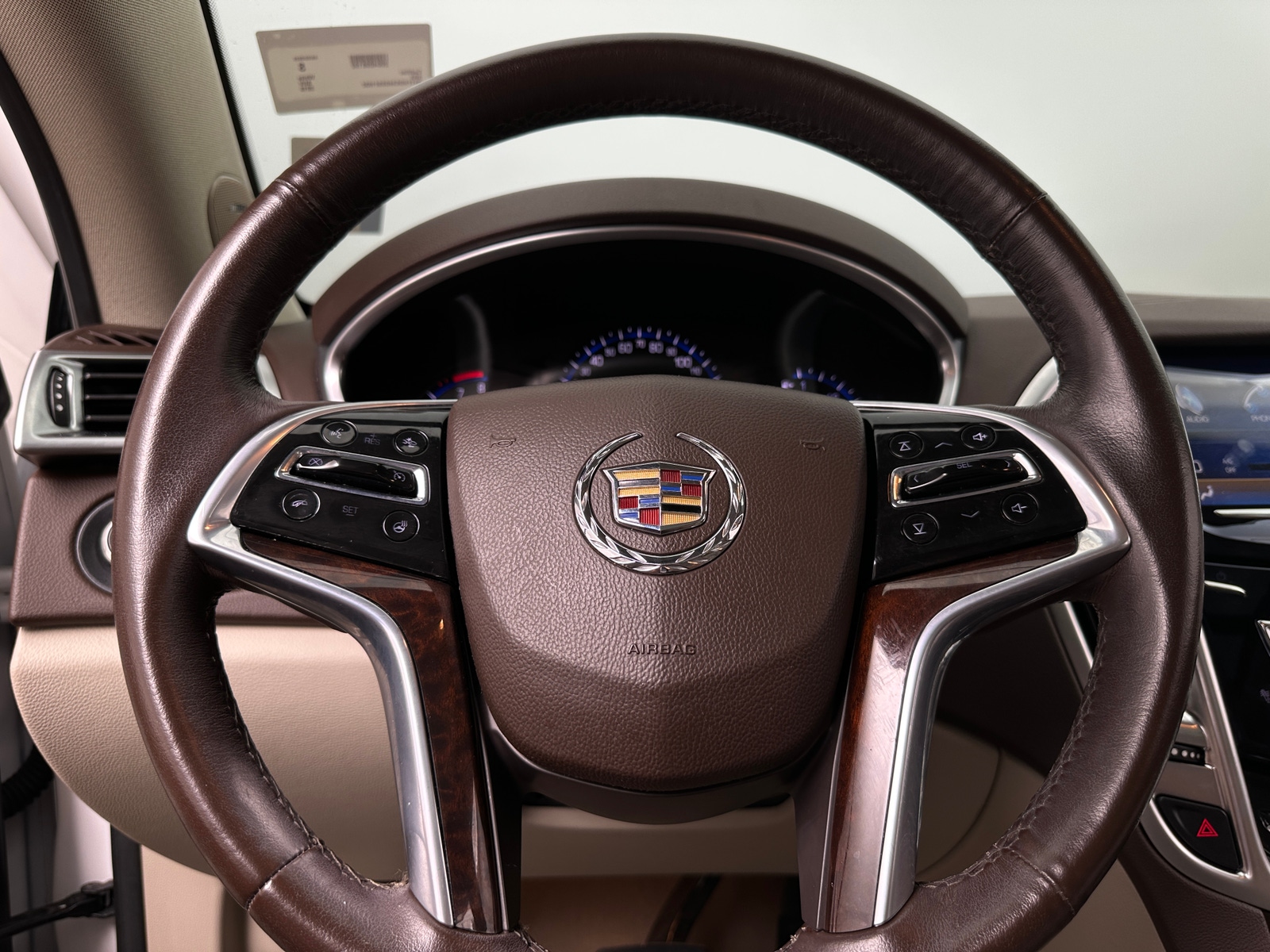 Thumbnail: 2016 Cadillac SRX - 4