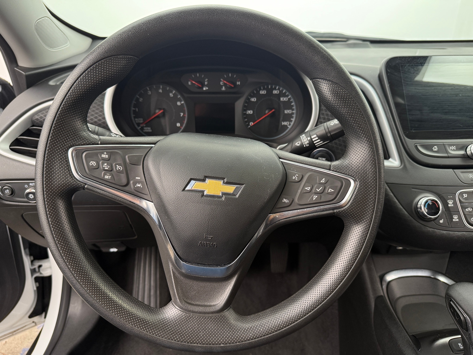 Thumbnail: 2024 Chevrolet Malibu - 5
