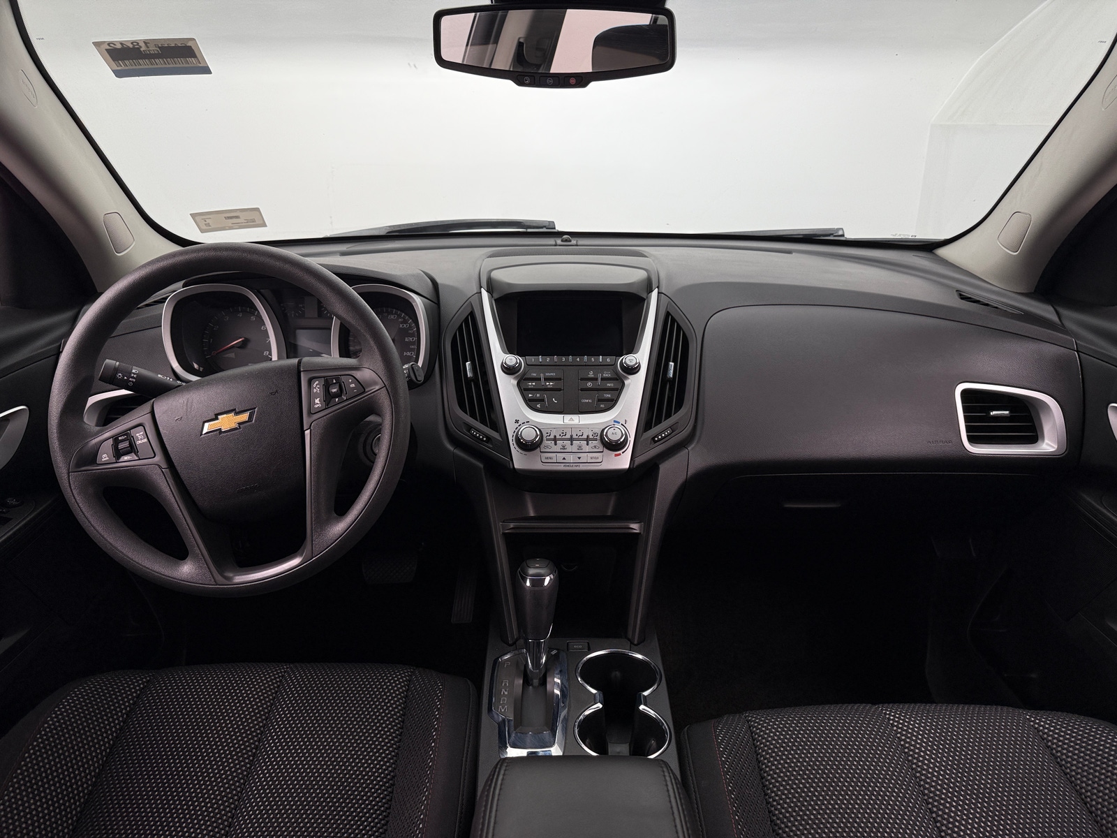 Thumbnail: 2017 Chevrolet Equinox - 3