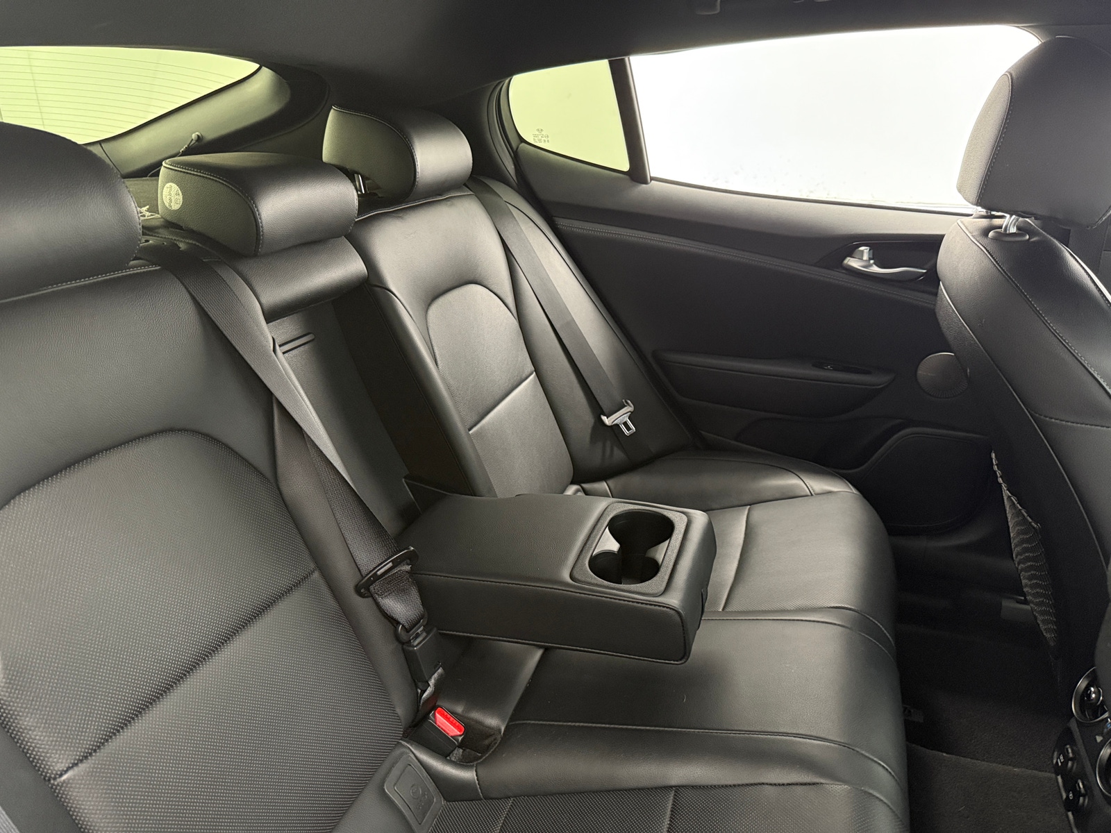 Thumbnail: 2020 Kia Stinger - 5