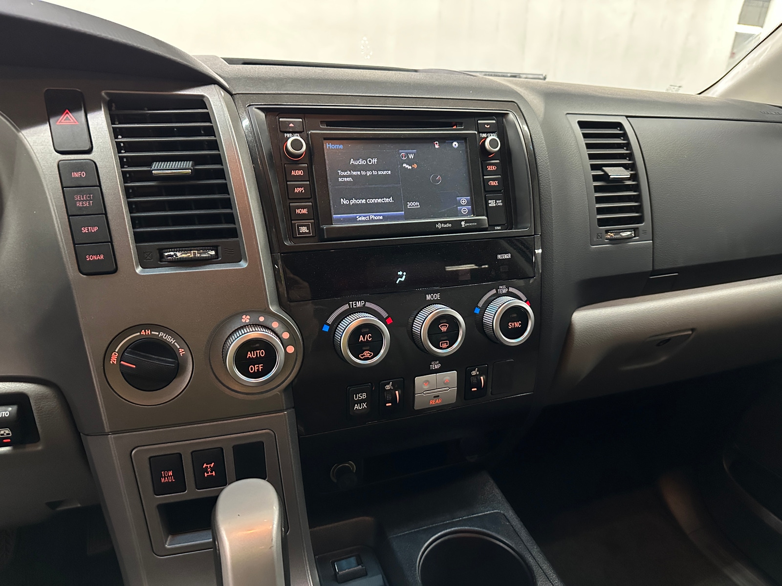 Thumbnail: 2015 Toyota Sequoia - 3