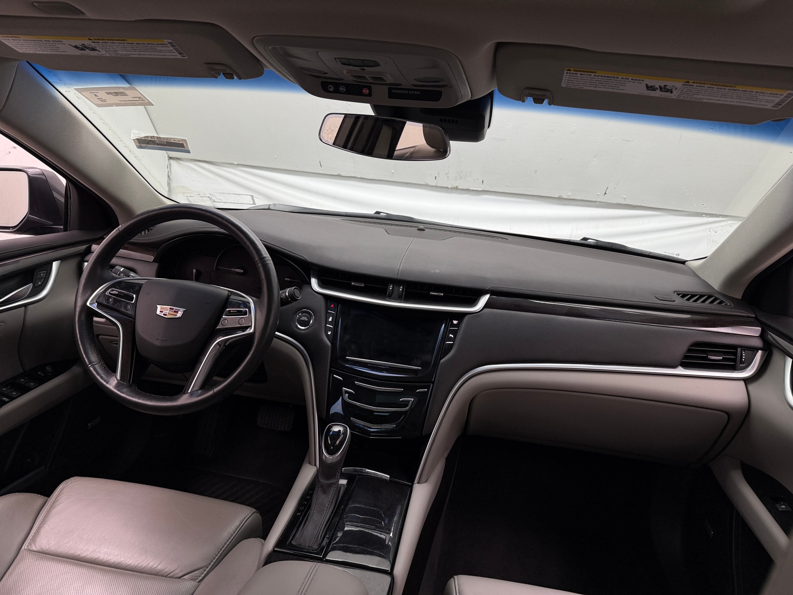 Thumbnail: 2017 Cadillac XTS - 2