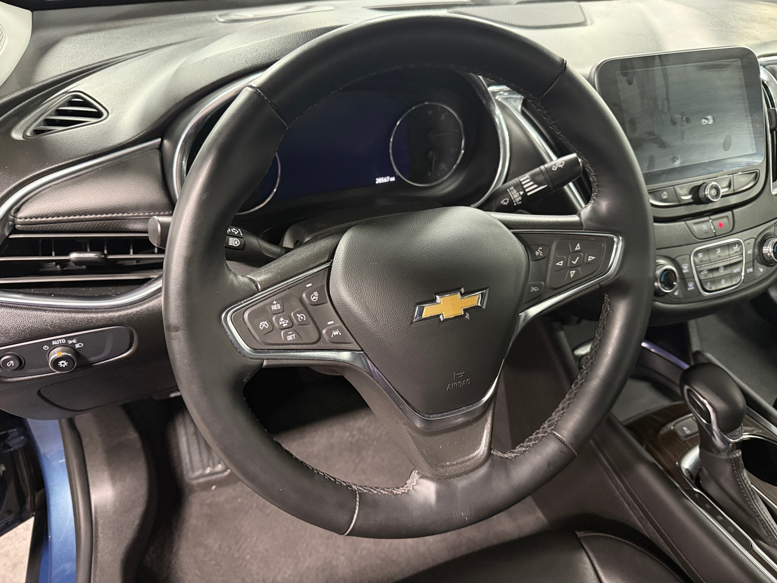 Thumbnail: 2024 Chevrolet Malibu - 4