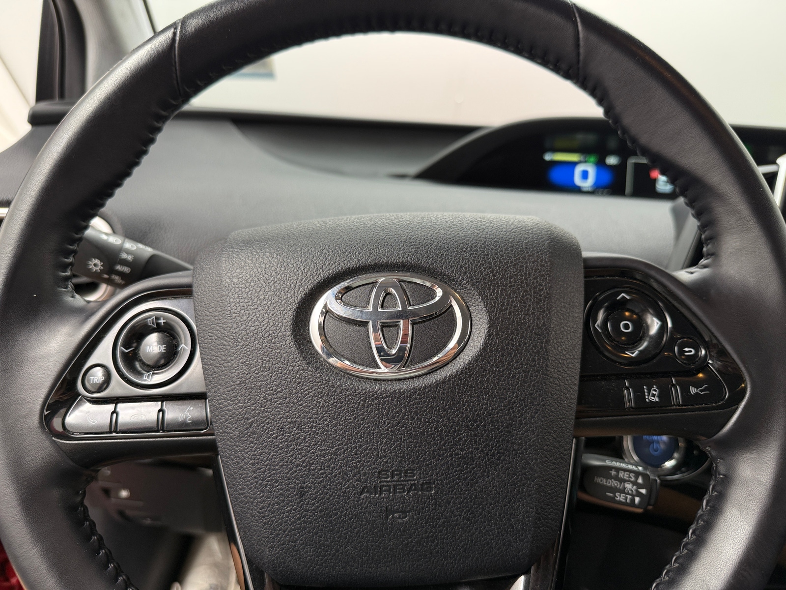 Thumbnail: 2022 Toyota Prius Prime - 4