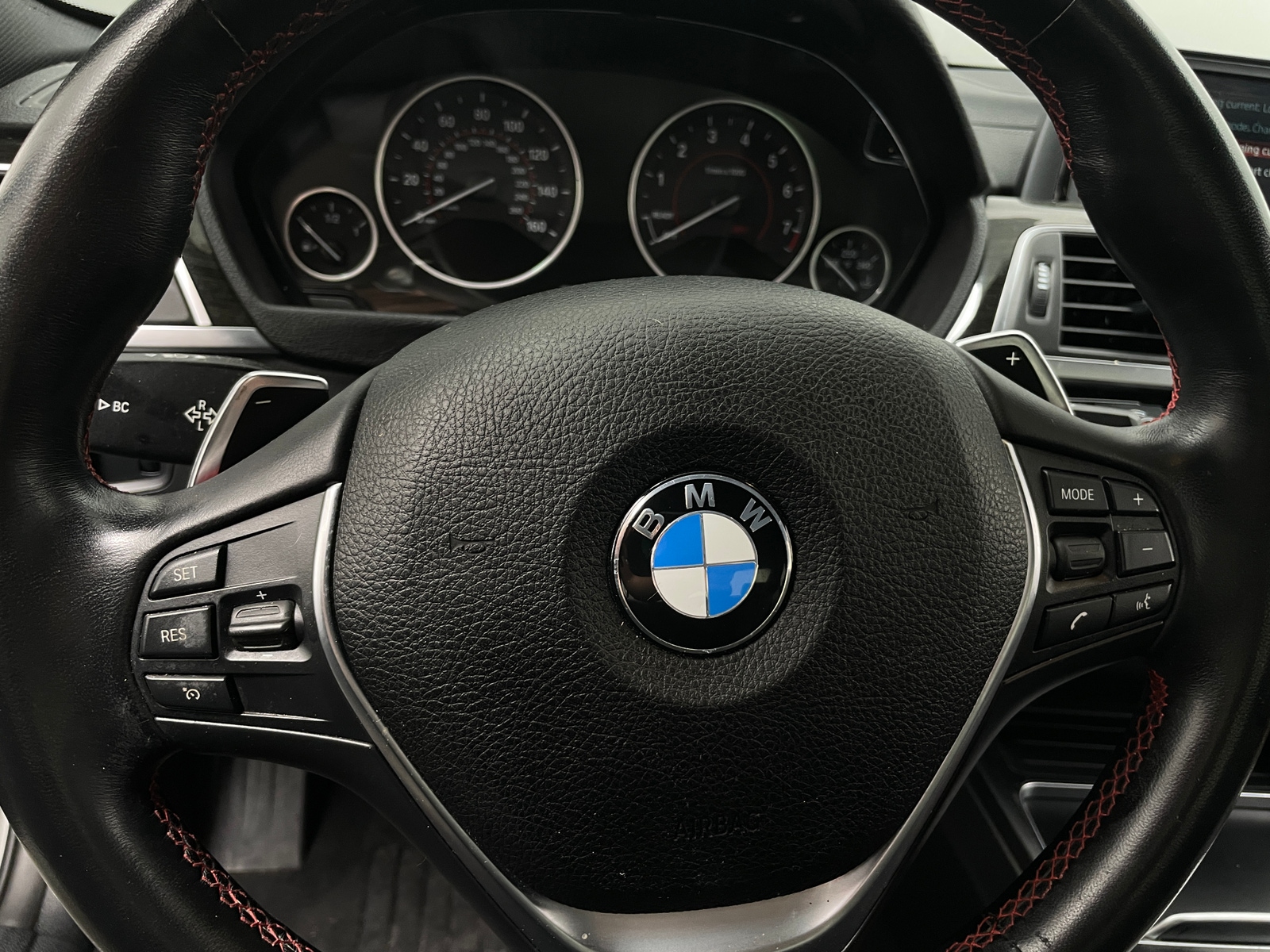 Thumbnail: 2018 BMW 3 Series - 4