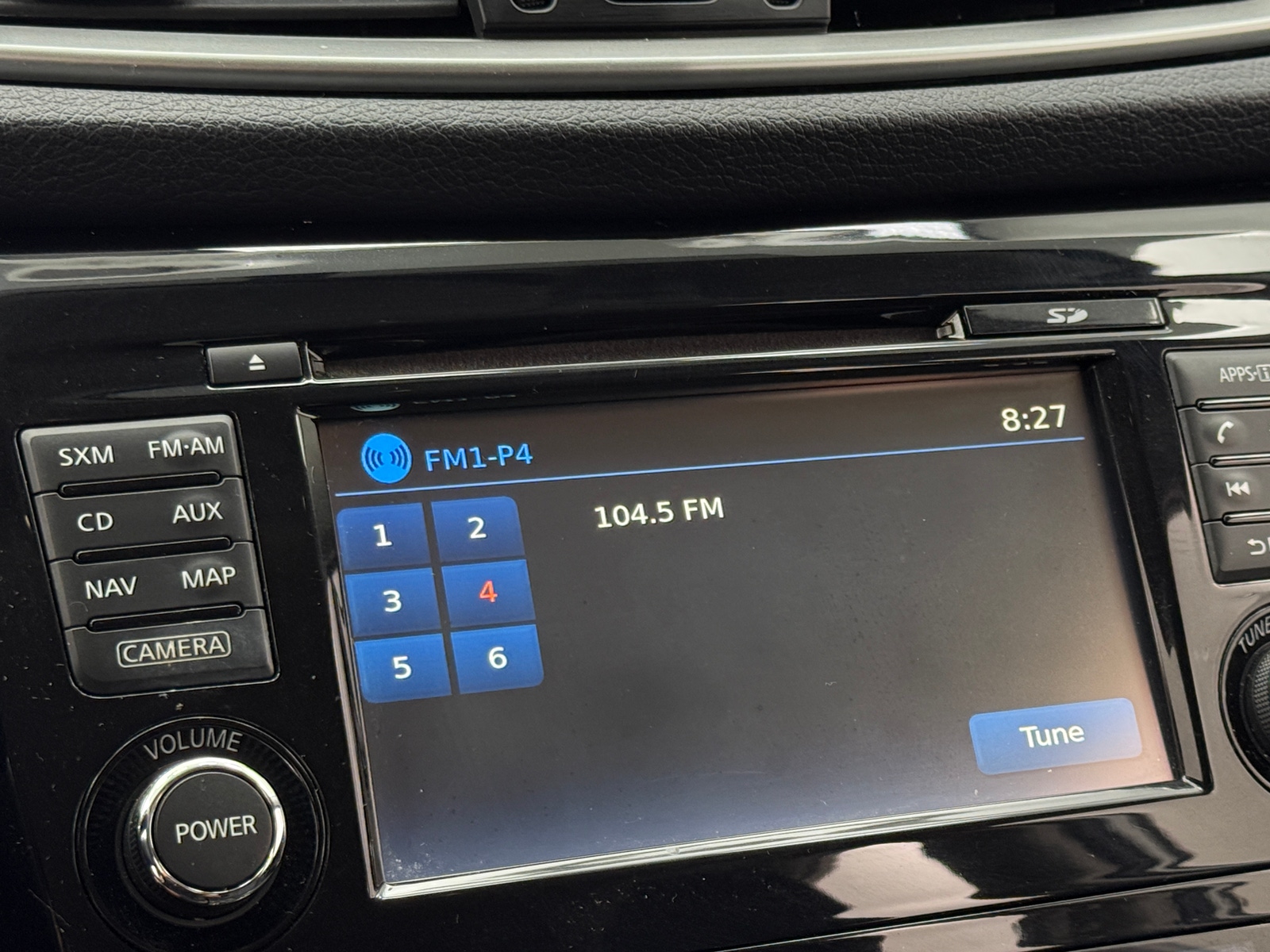 Thumbnail: 2015 Nissan Rogue - 4