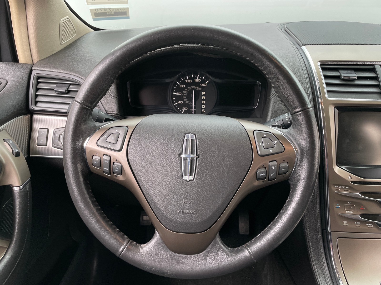 Thumbnail: 2015 Lincoln MKX - 4